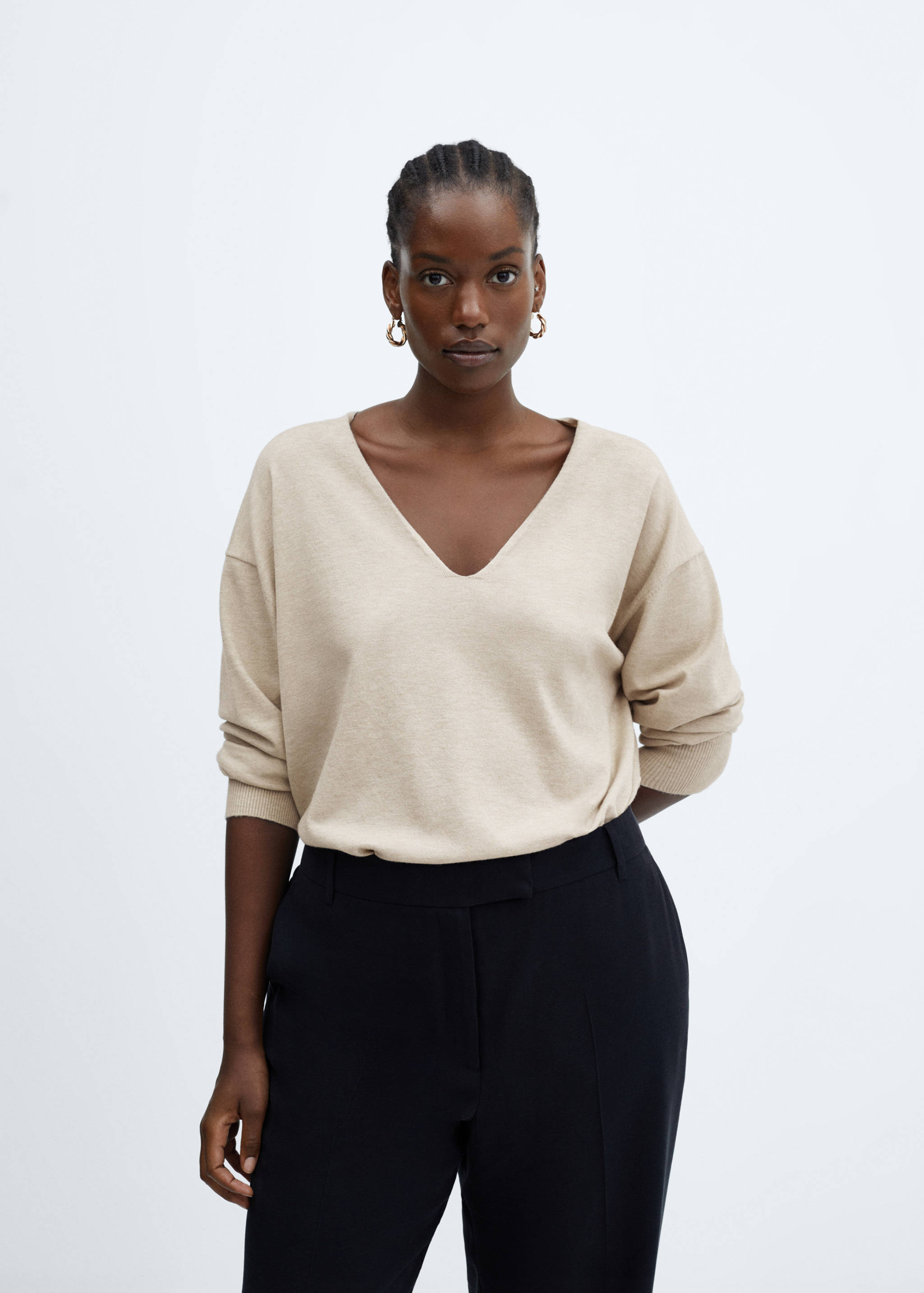 Fine-knit V-neck sweater - Details of the article 5