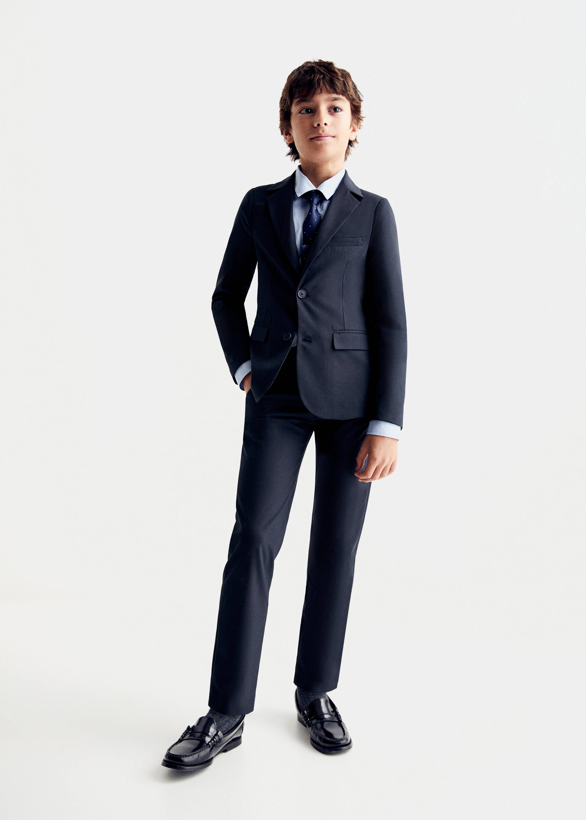Straight suit trousers - General plane