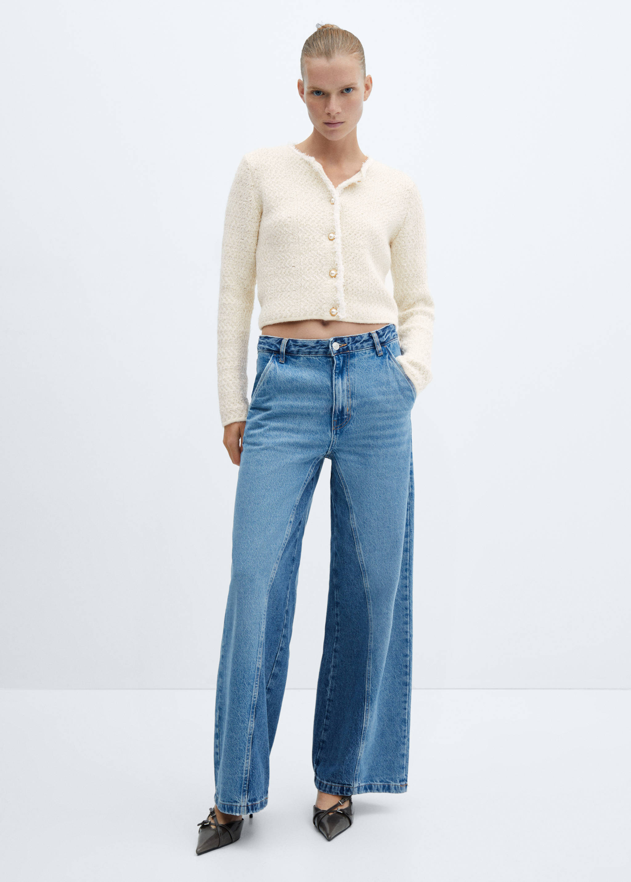 Knitted cardigan with jewel button - Details of the article 4