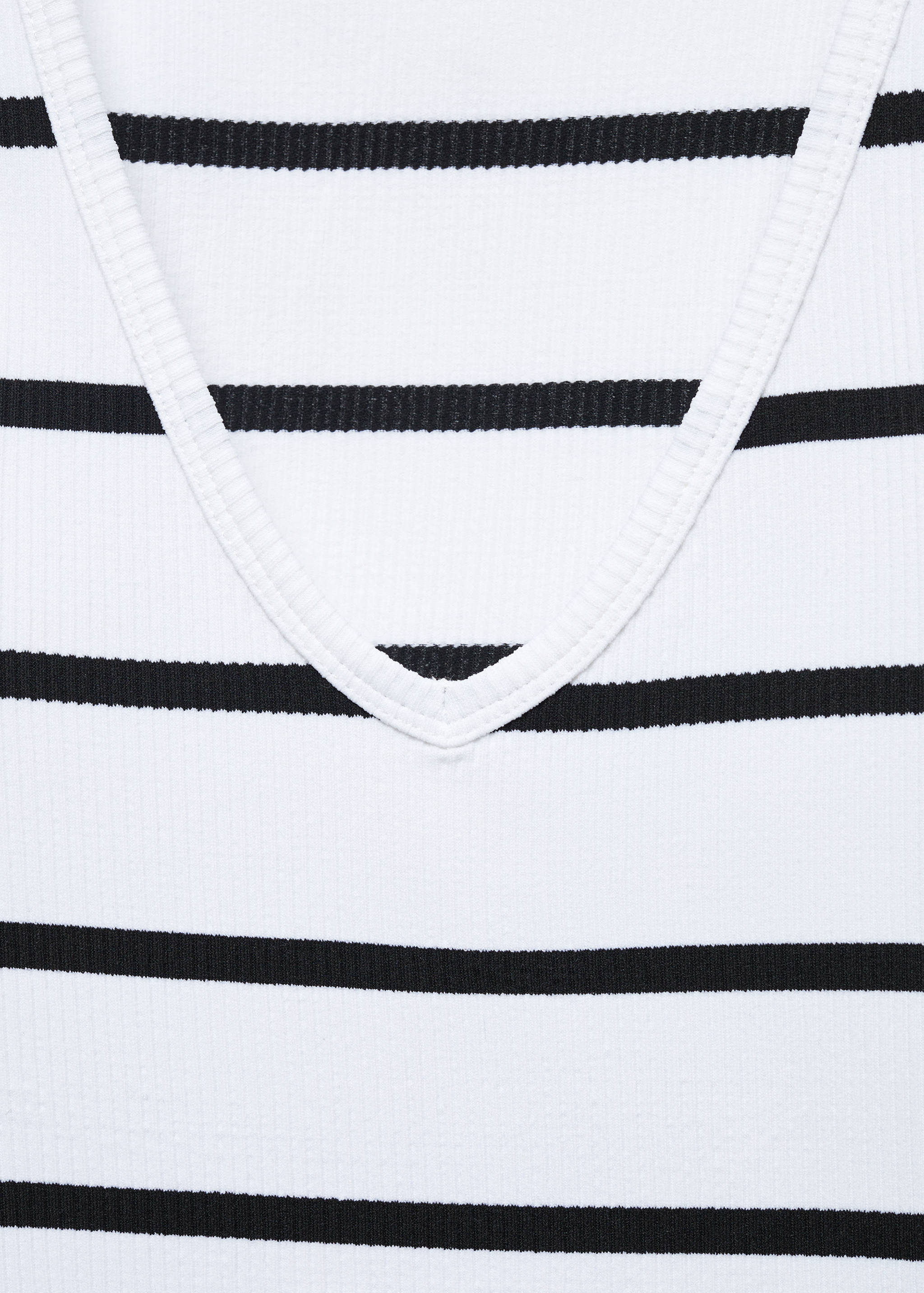 Striped seamless t-shirt - Details of the article 8