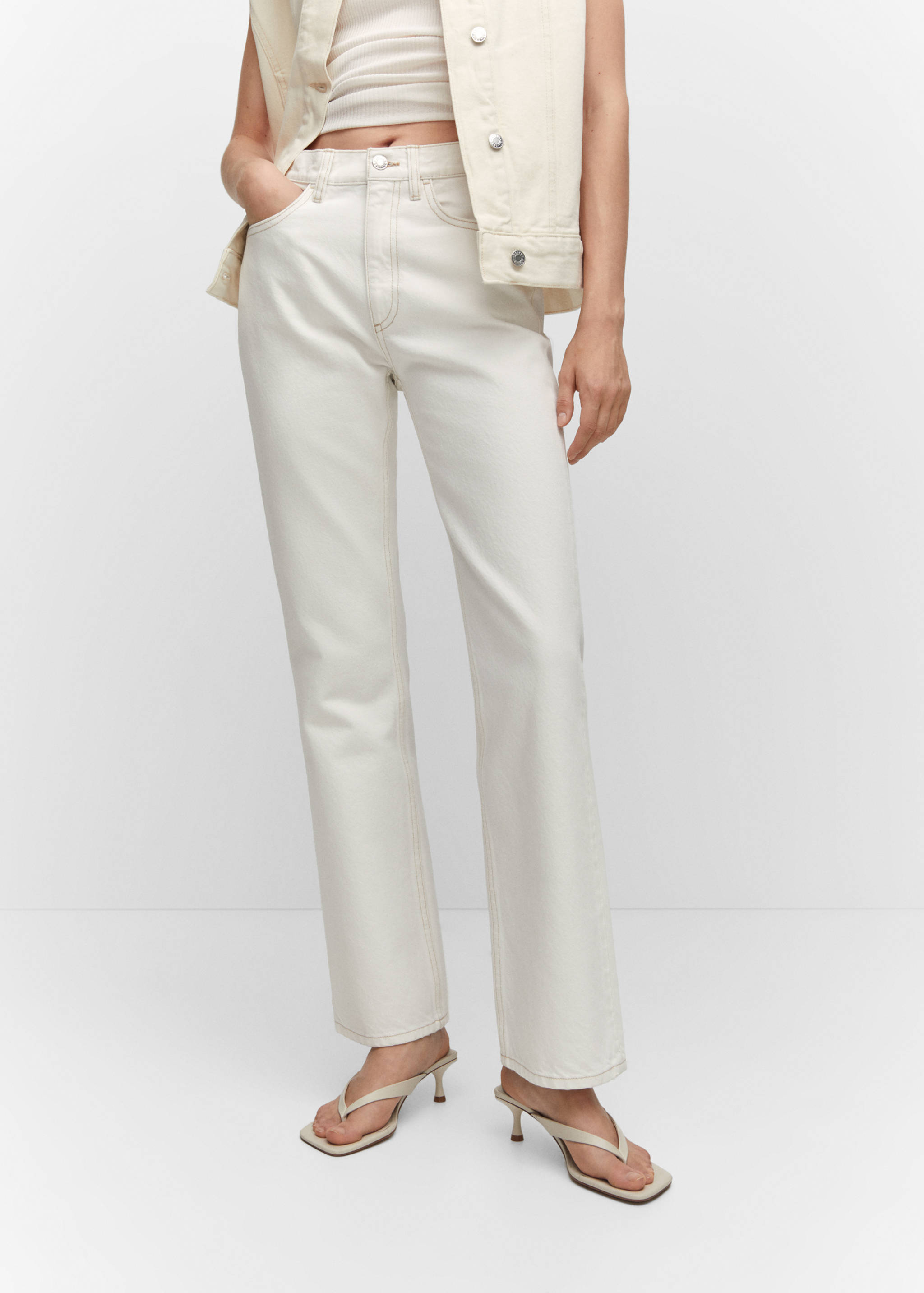 Jean droit taille normale - Plan moyen