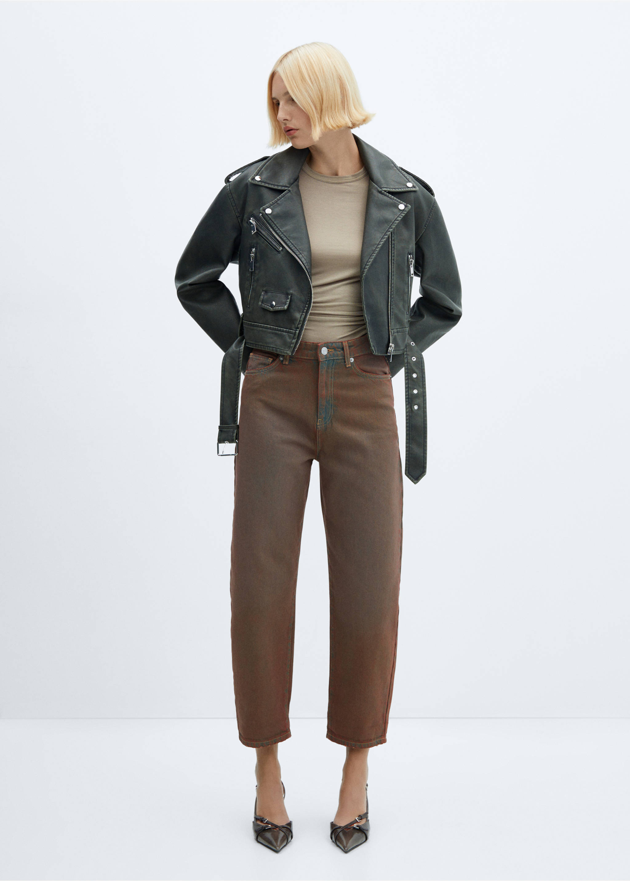 Jean slouchy taille haute - Plan général, Marron. Ref: 57015971-00.