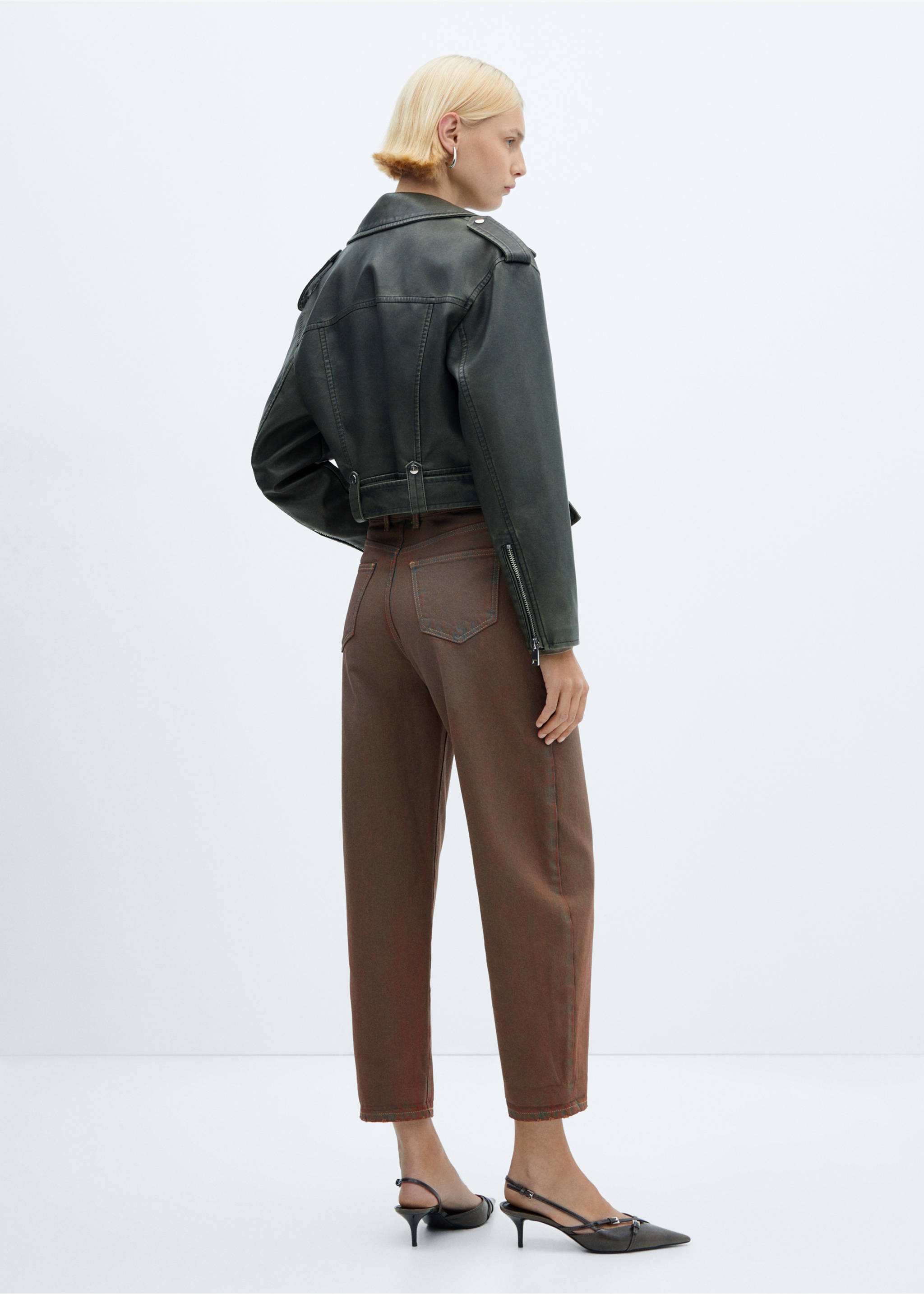 Jean slouchy taille haute - Verso de l’article, Marron. Ref: 57015971-00.