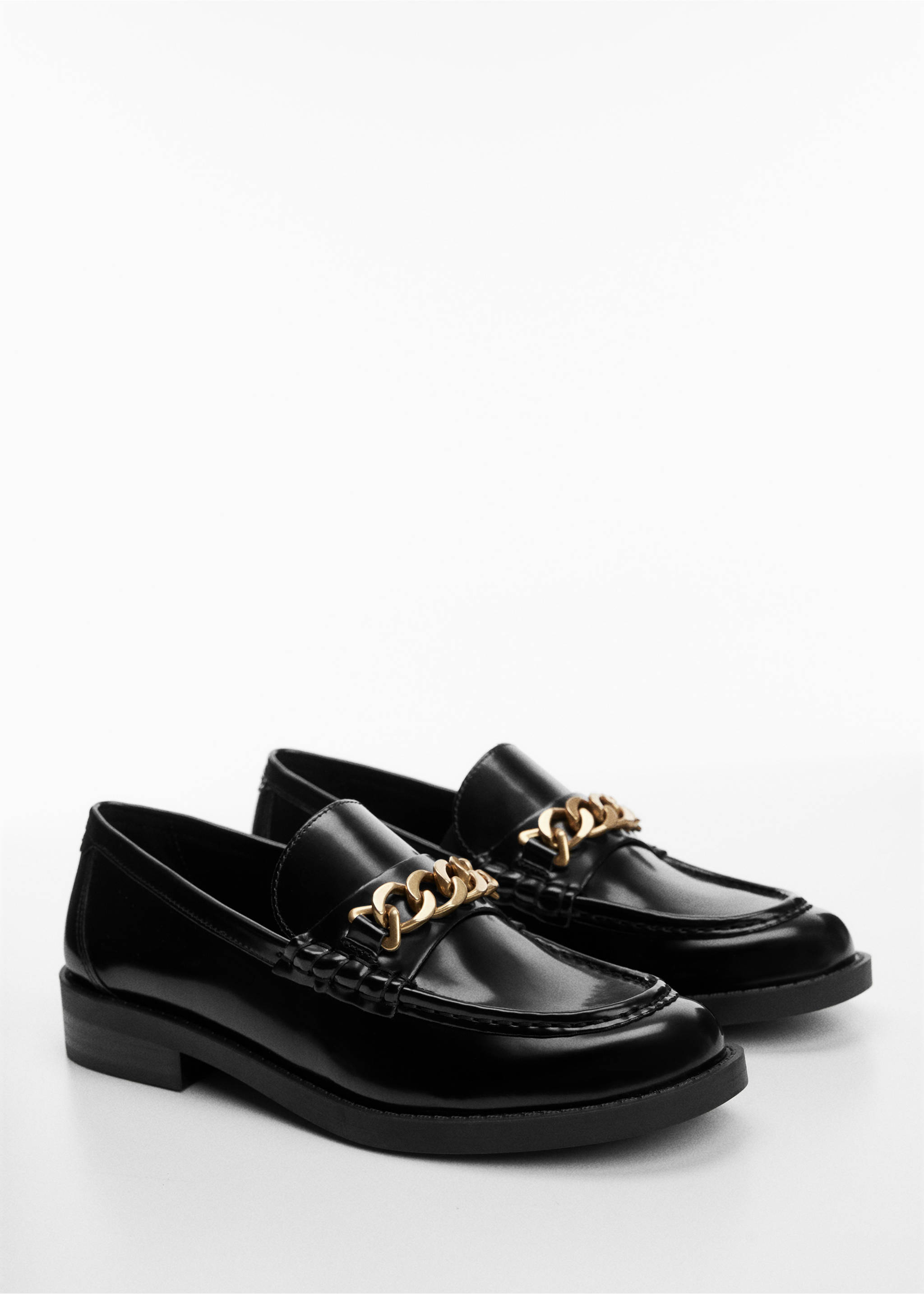 Chain loafers - Medium plane, Black. Ref: 57015974-00.