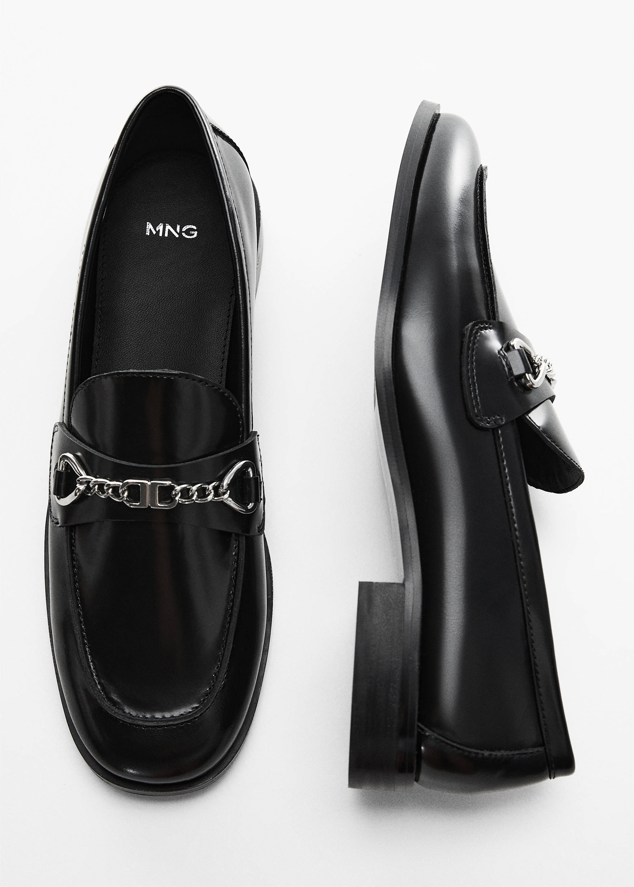 Leather loafers with chain - Details of the article 5