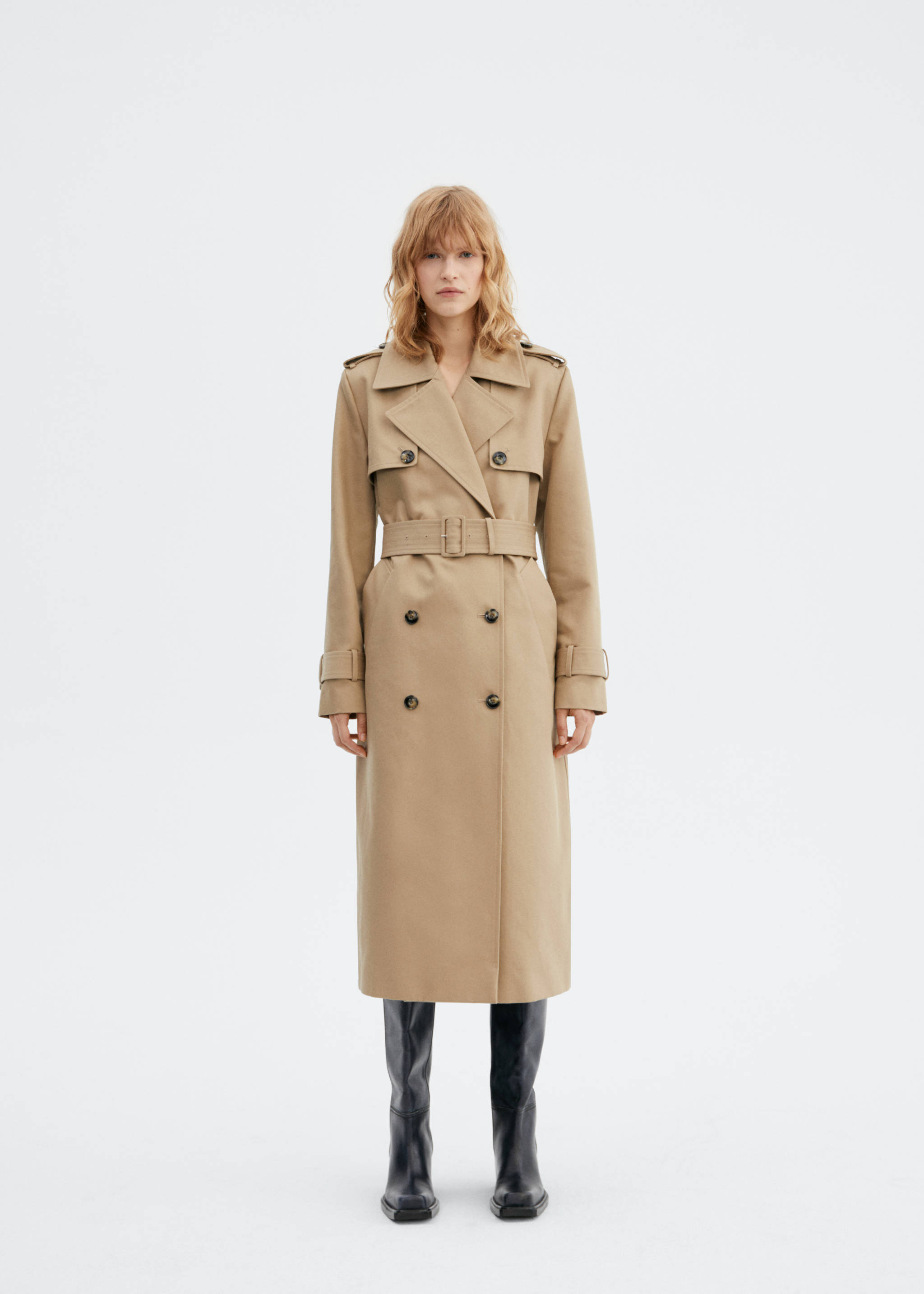 Water-repellent premium trench coat - General plane