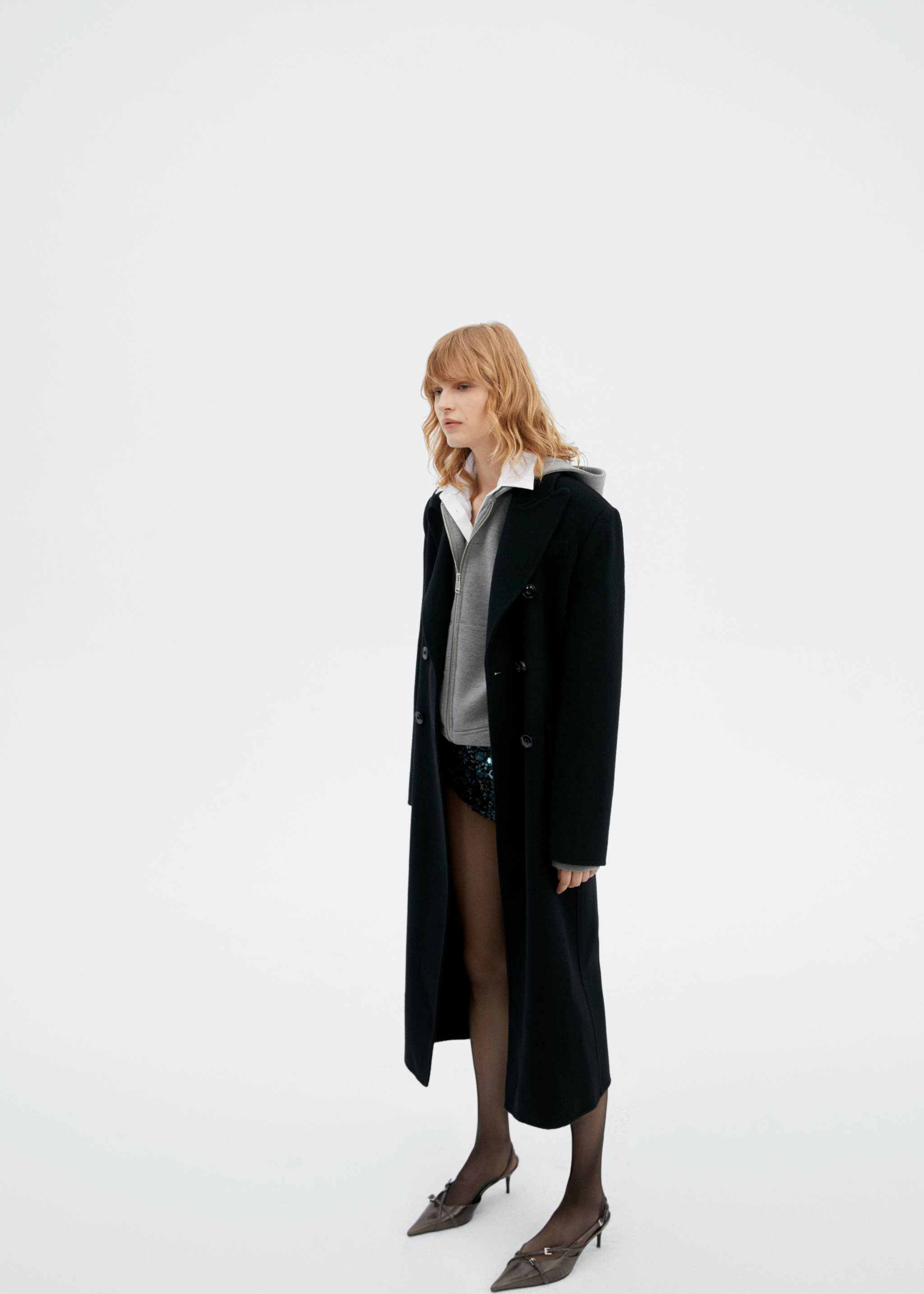 Double-breasted virgin wool coat - General plane