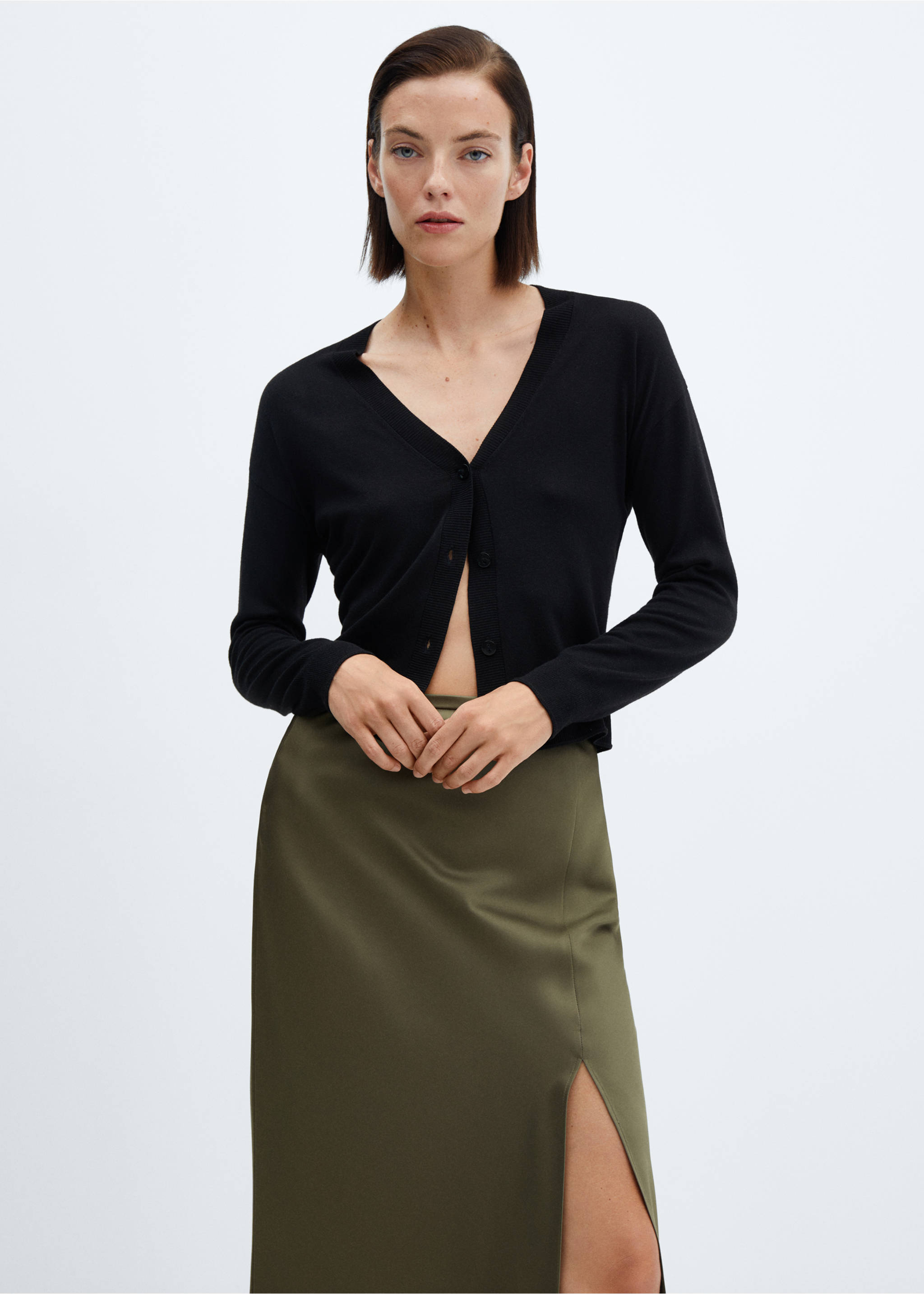 Satin skirt with side slit - Details of the article 1, Green. Ref: 57016717-00.