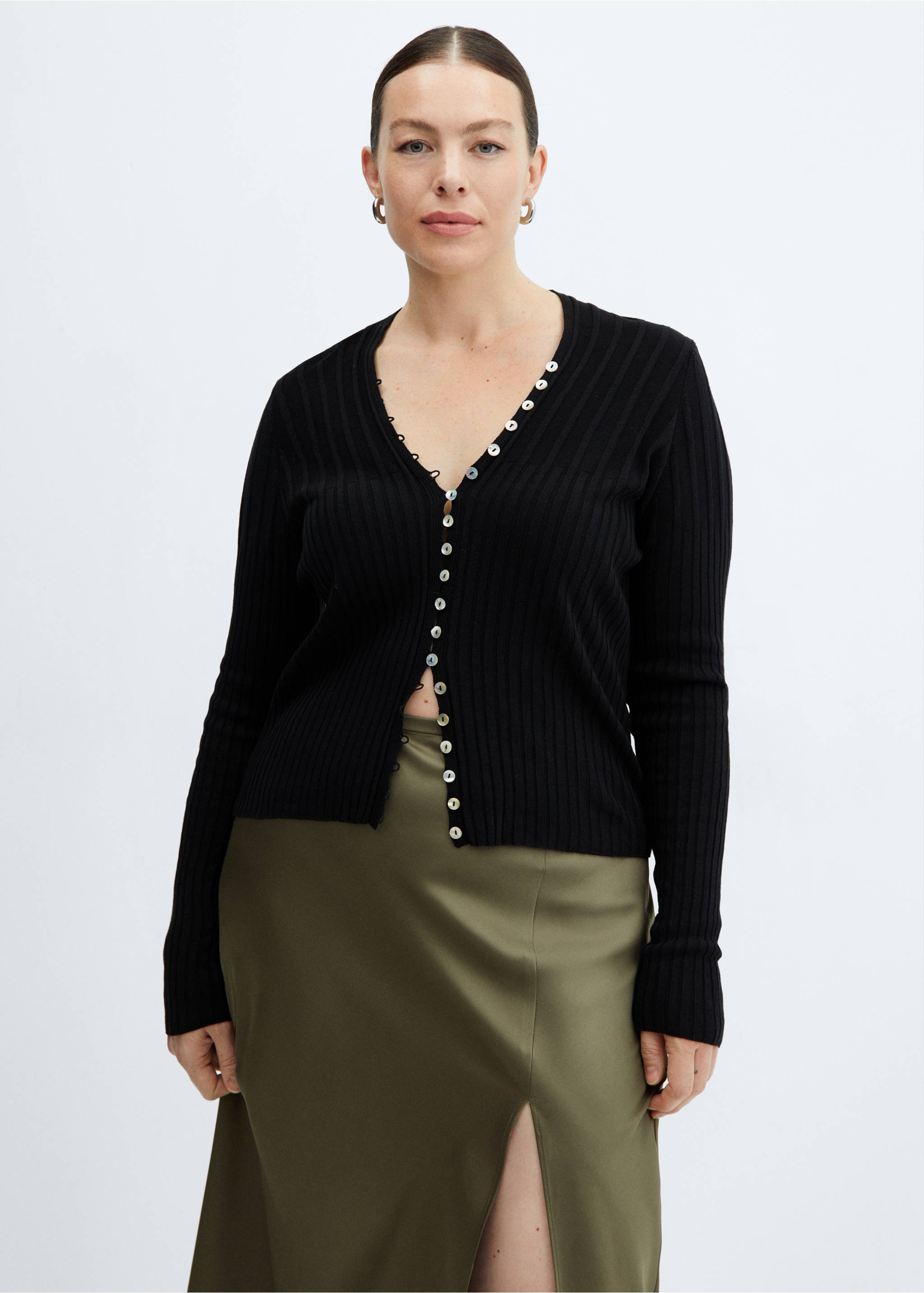 Satin skirt with side slit - Details of the article 5, Green. Ref: 57016717-00.