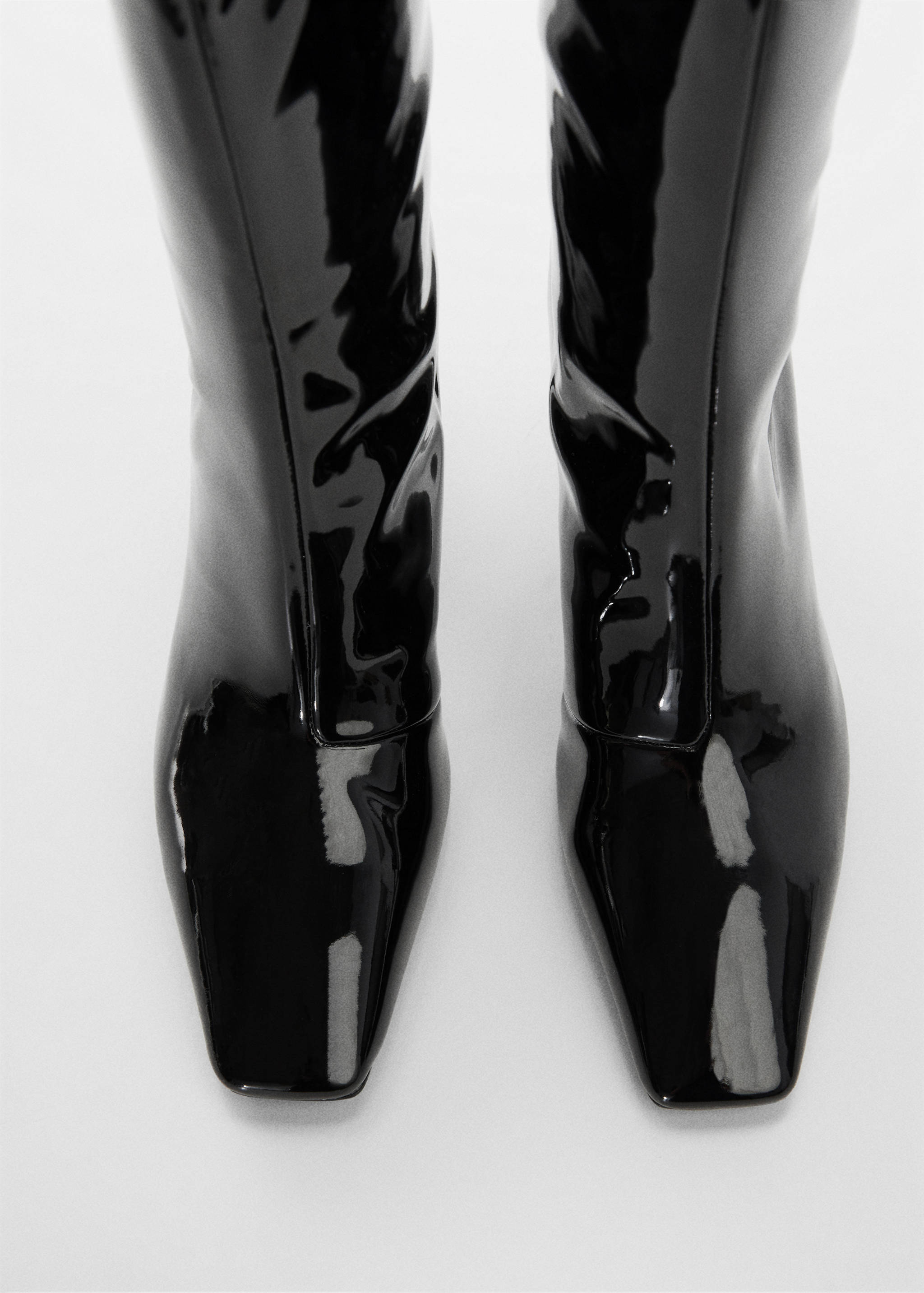 Patent leather-effect heeled boots - Details of the article 2
