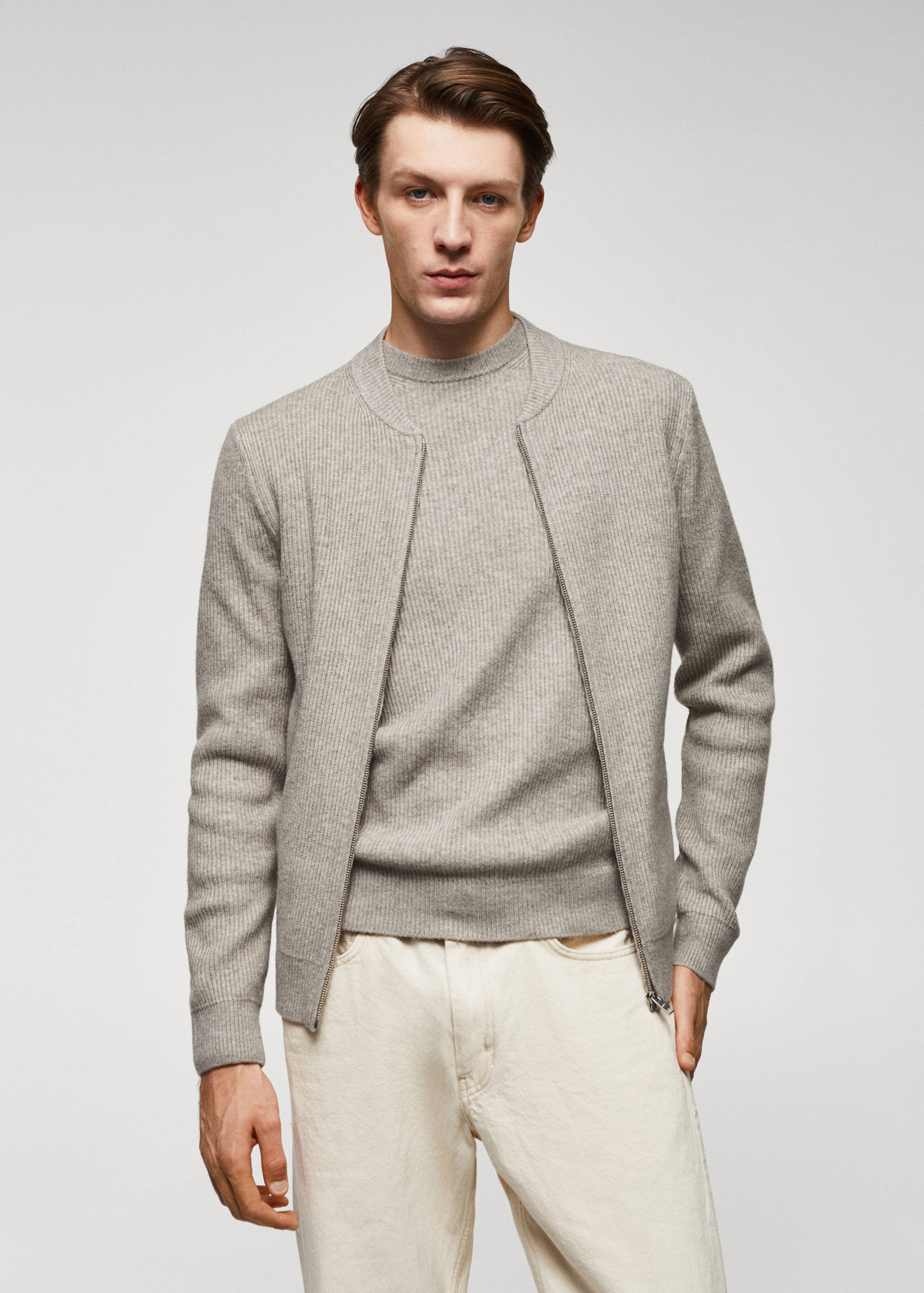 Gerippter Cardigan aus Wollgemisch - Mittlere Ansicht