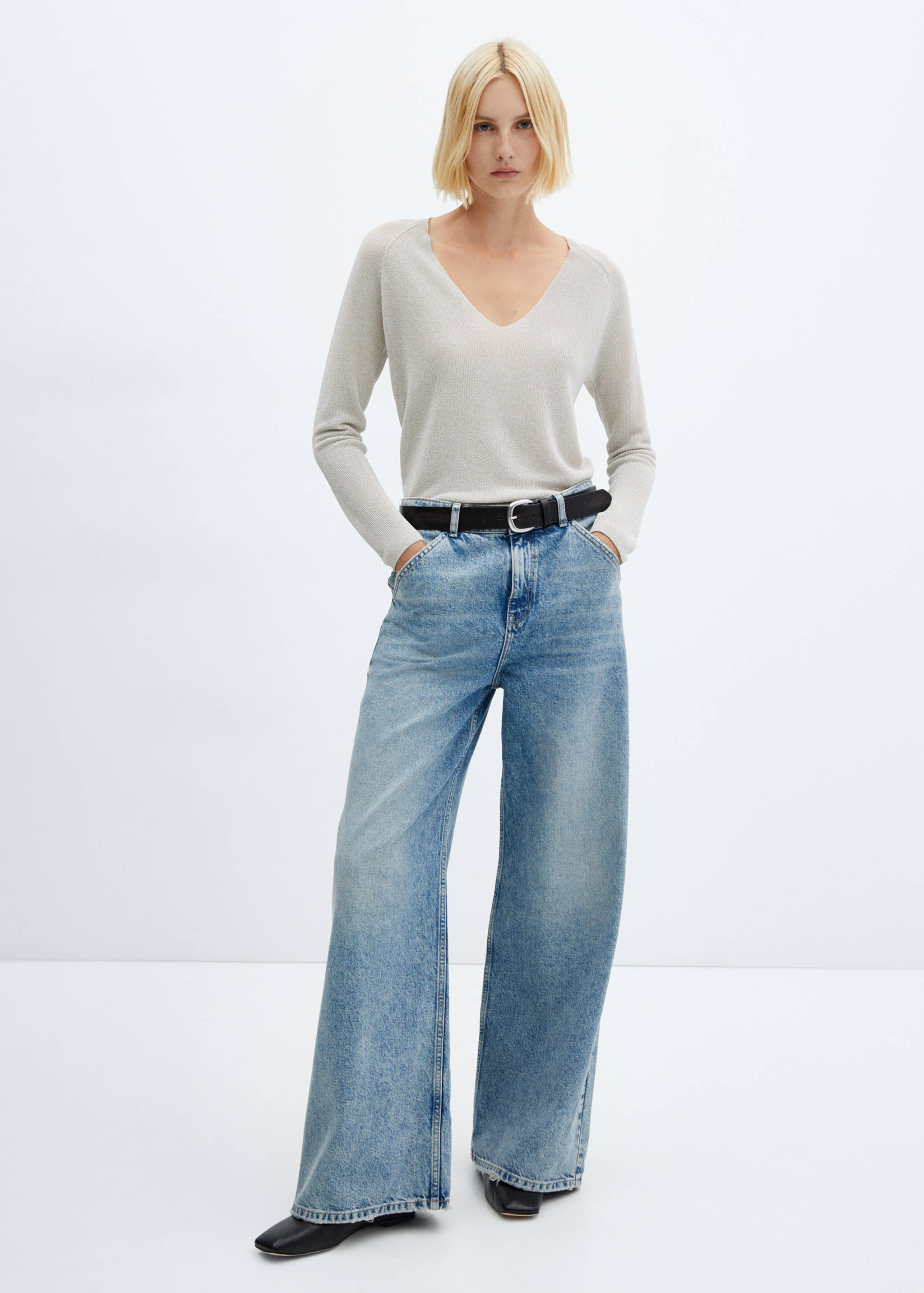 V-neck lurex sweater - General plane