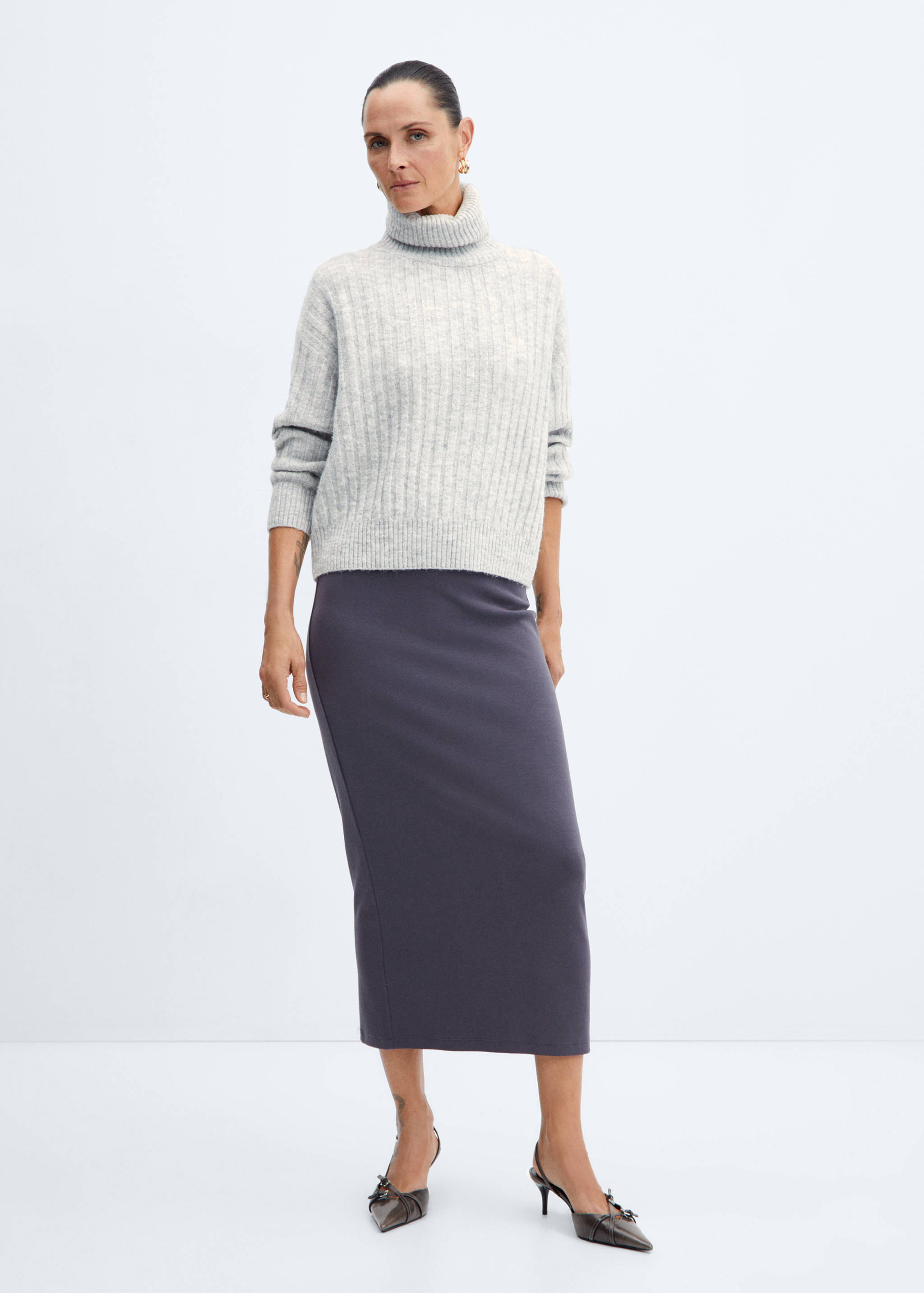 Jersei canalé coll girat - Pla general