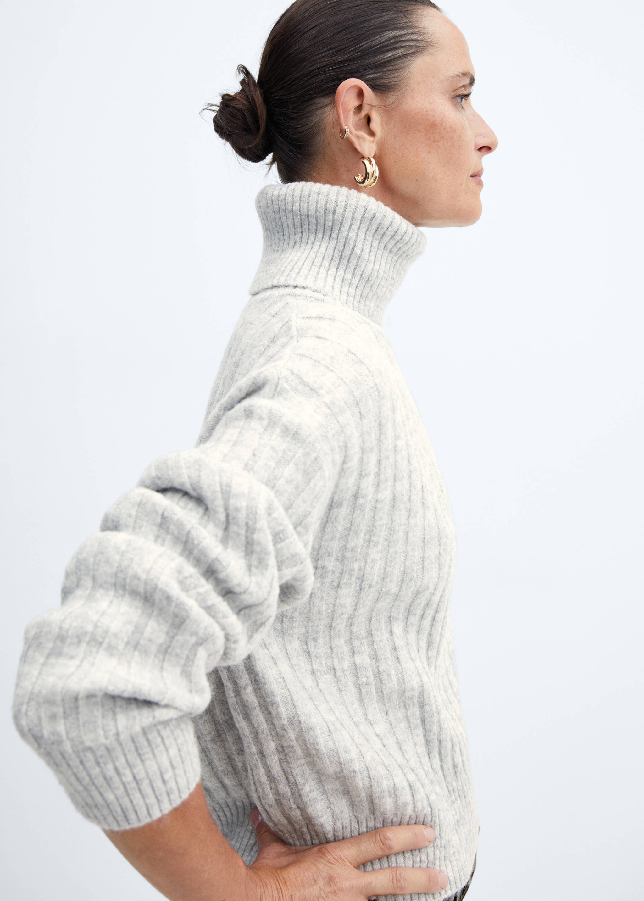 Jersei canalé coll girat - Detall de l'article 1