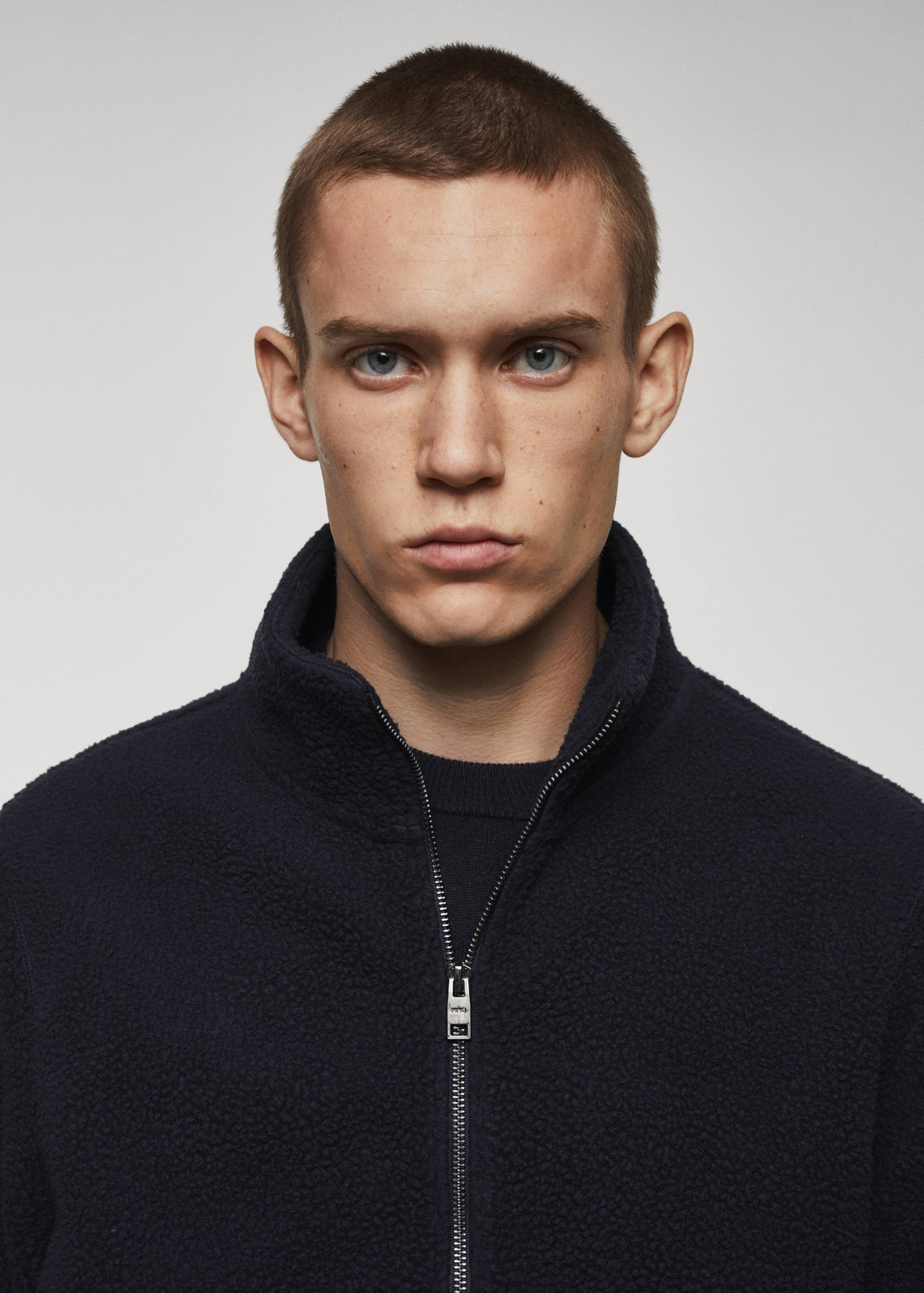 Zip-neck fleece sweatshirt - Details of the article 1