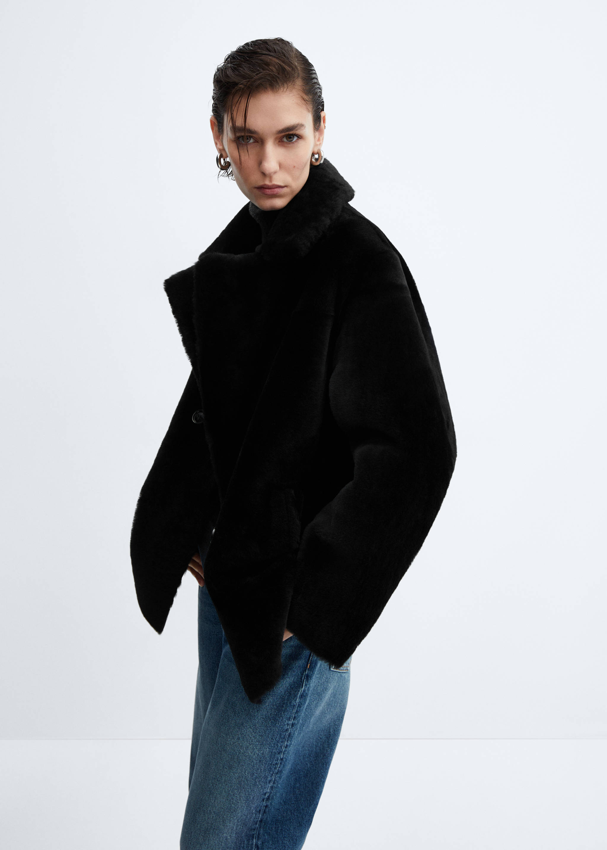 Shearling-lined leather jacket - Details of the article 1