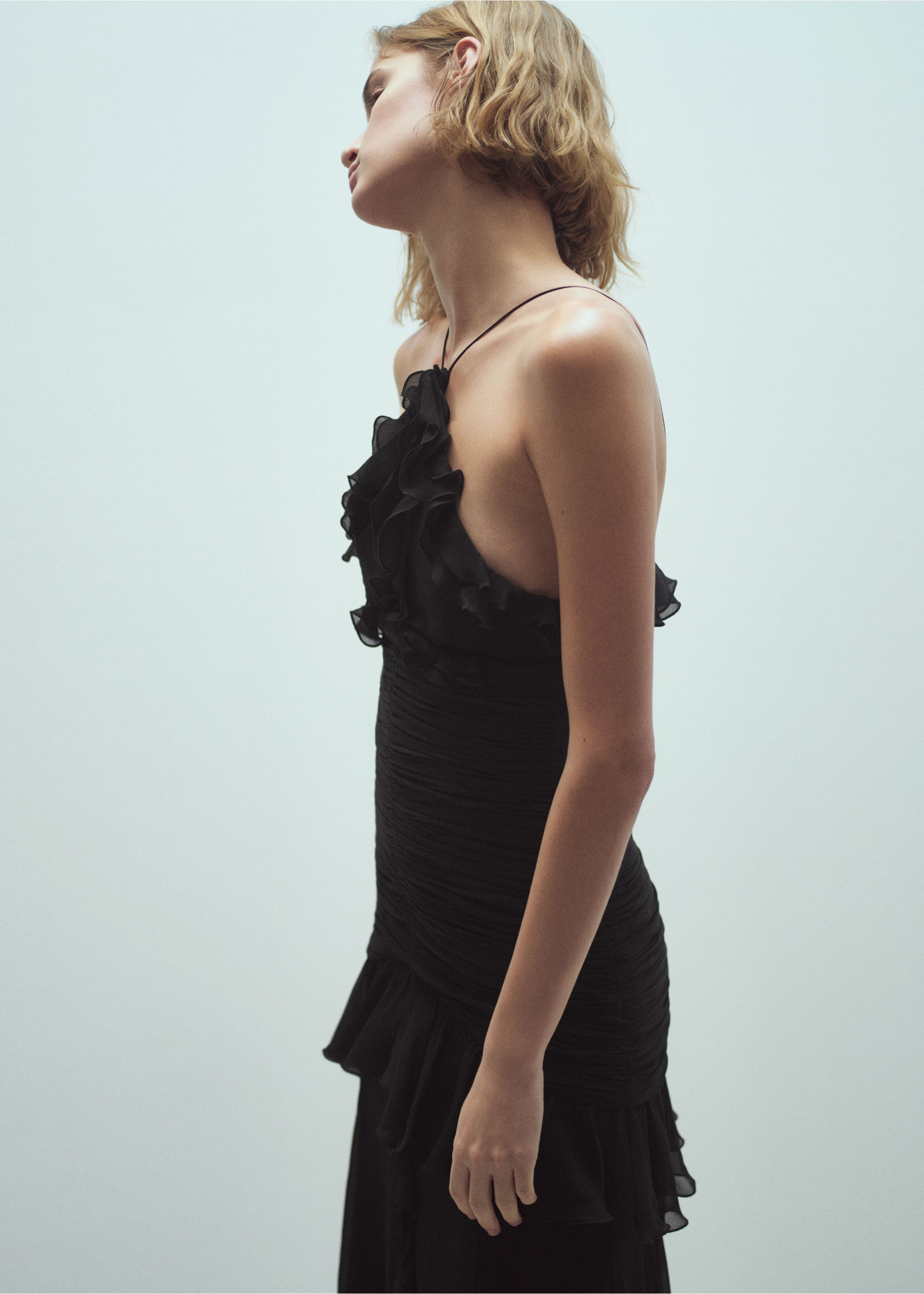 Halter neck ruched dress - Details of the article 6