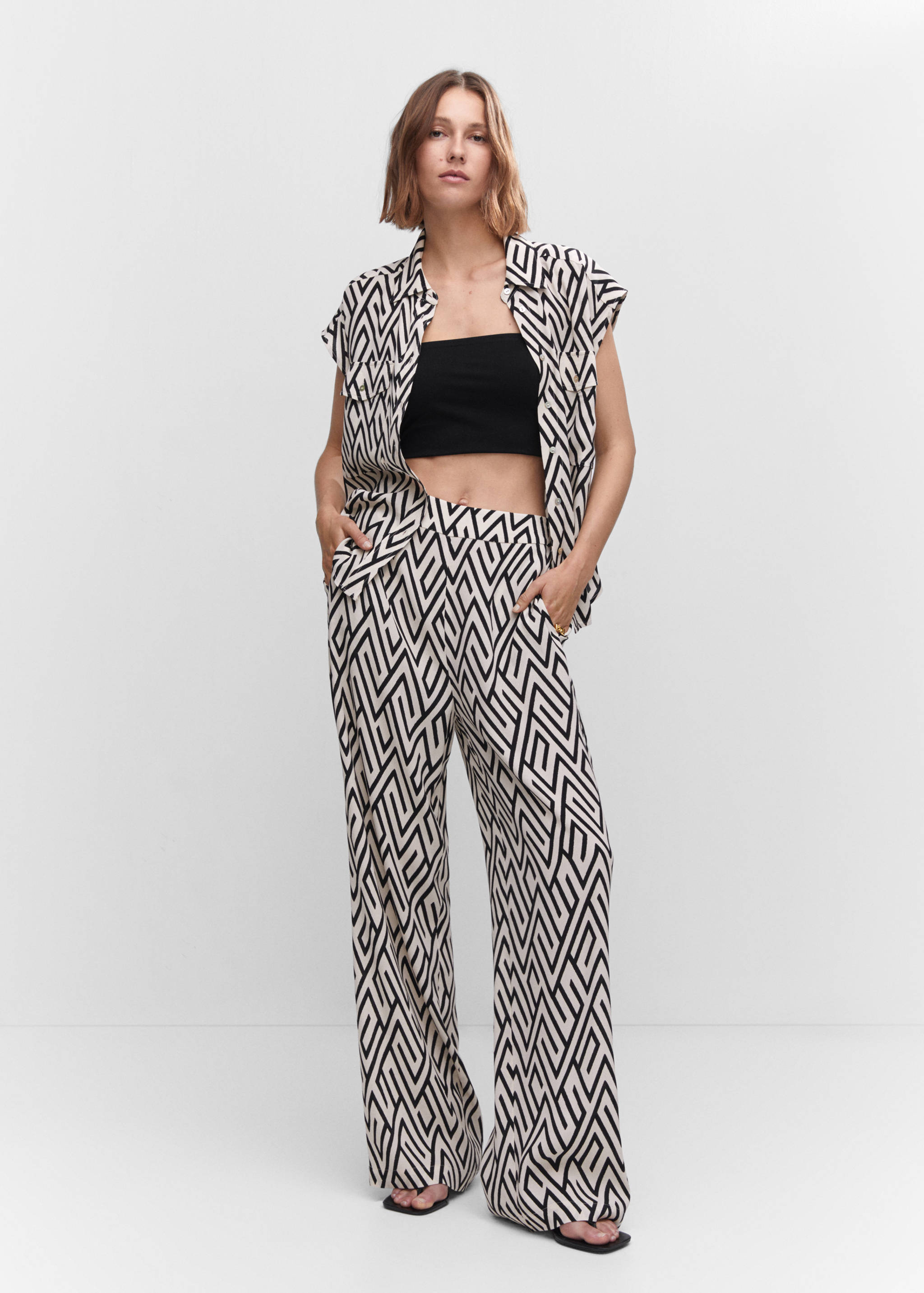 Oversize flowy shirt - General plane