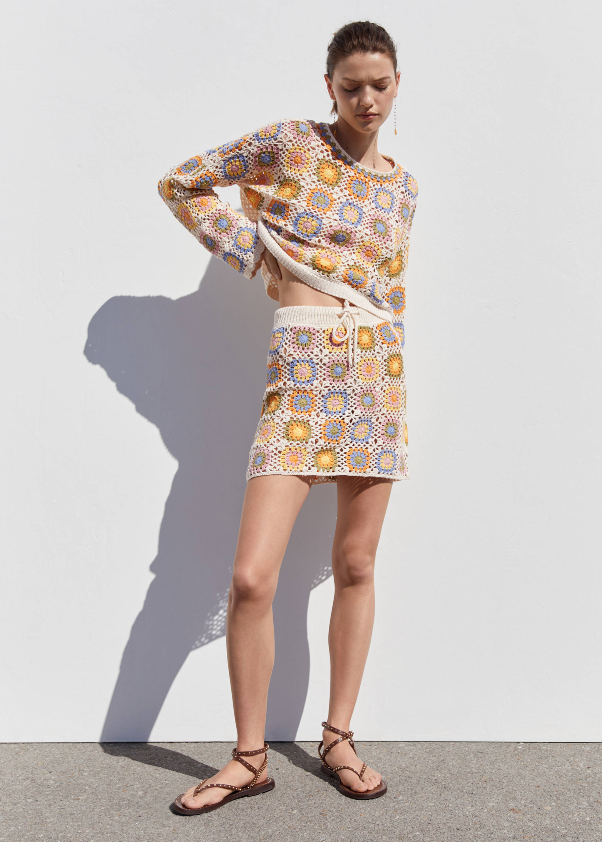 Crochet mini skirt - General plane