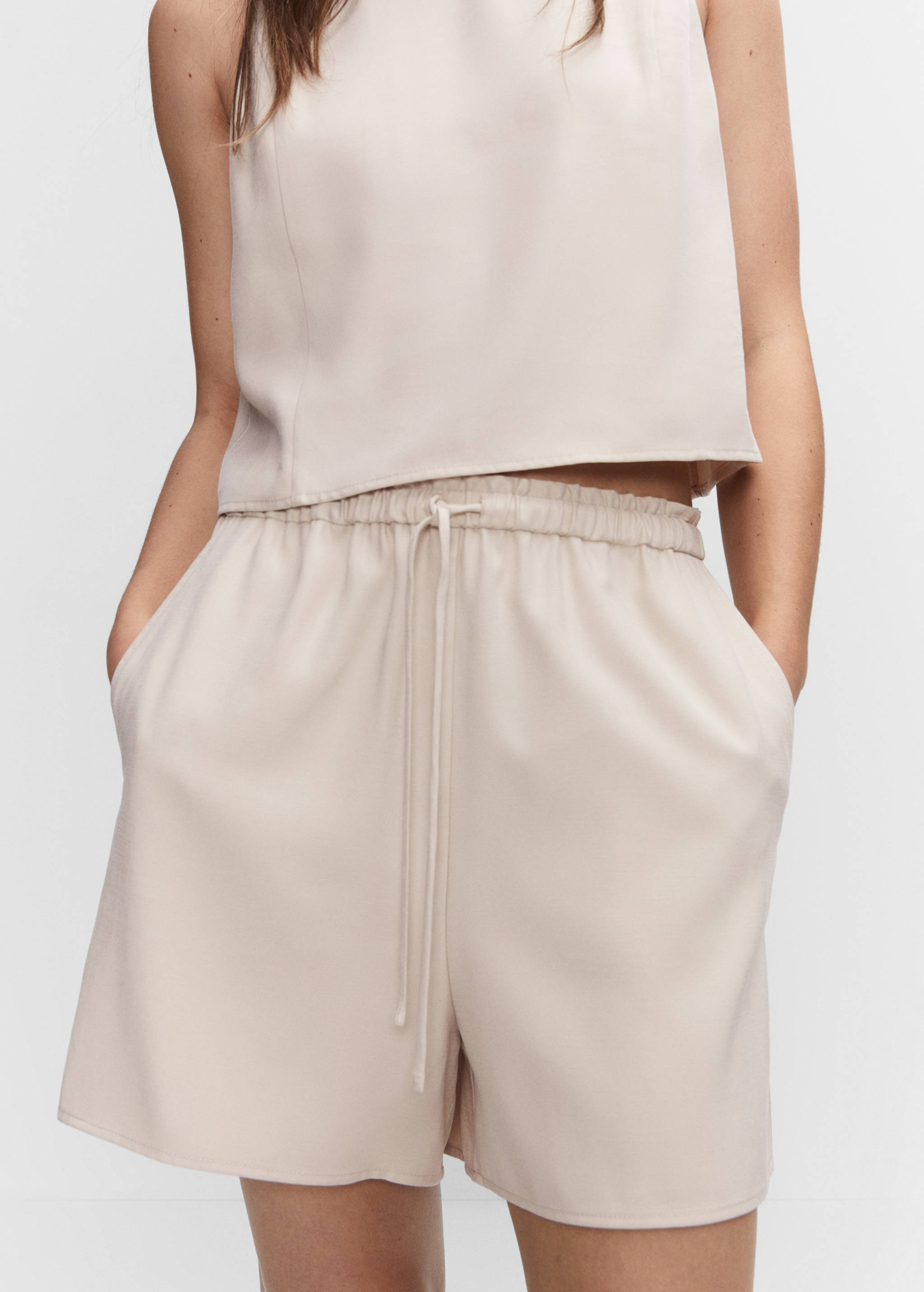 Elastic waist shorts - Details of the article 3