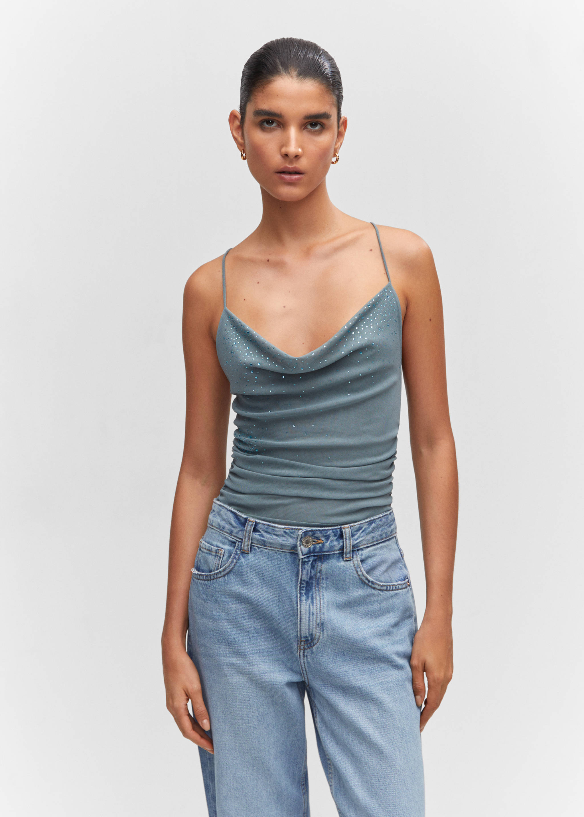 Body drapé détail strass - Plan moyen