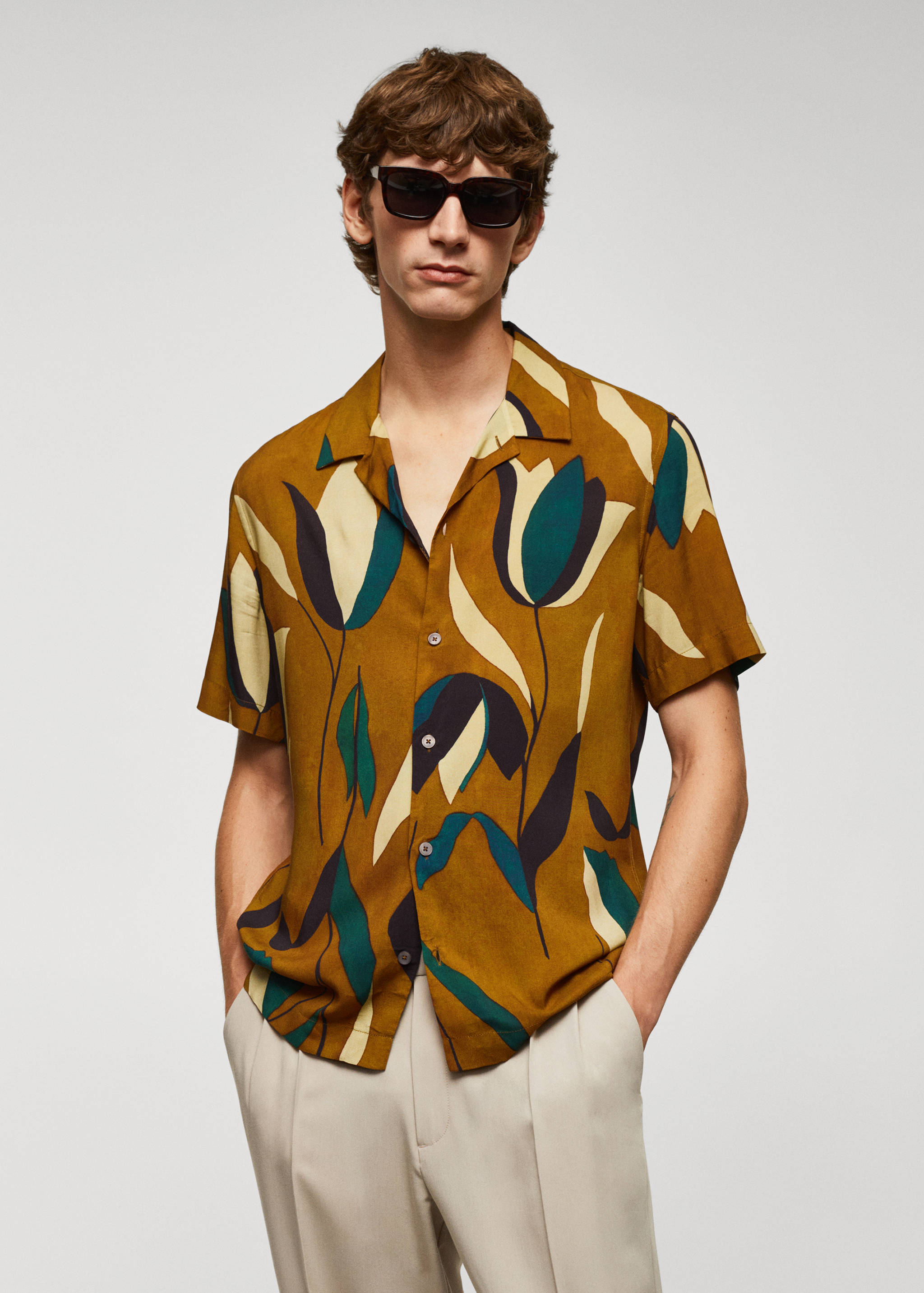 Camisa bowling estampada - Plano medio