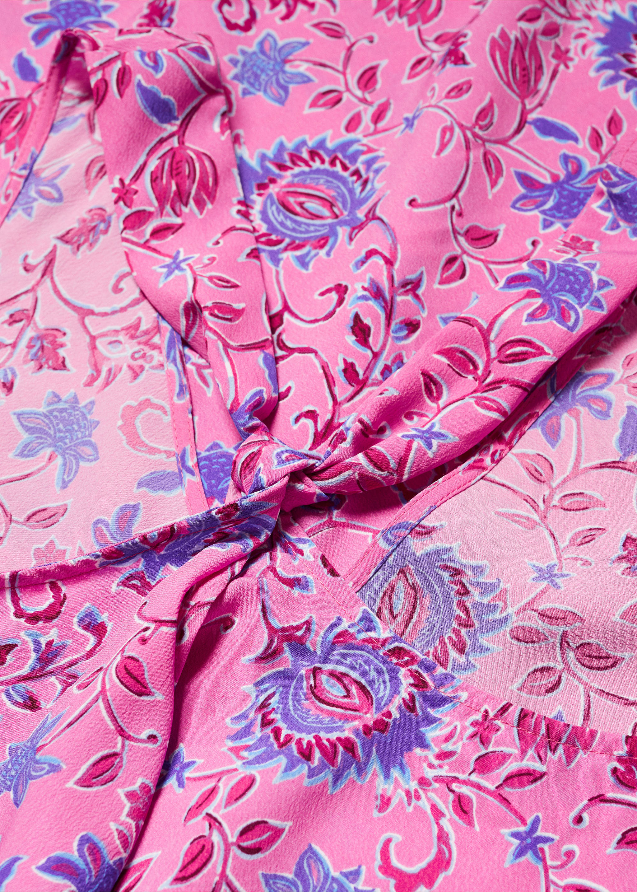 V-neck floral dress - Details of the article 8, Pink. Ref: 57022890-00.