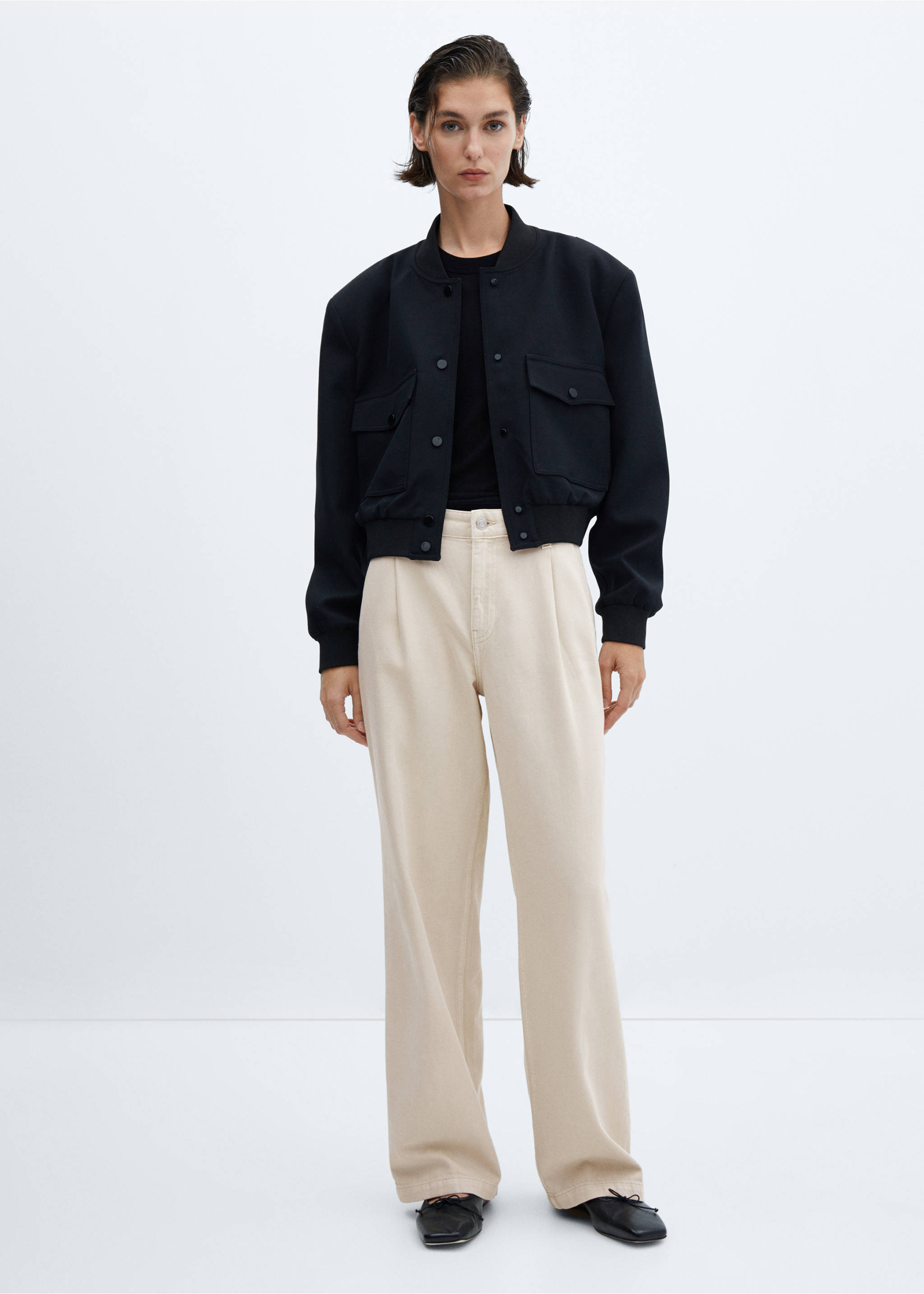 Straight pleated jeans - General plane, Ecru. Ref: 57022897-00.