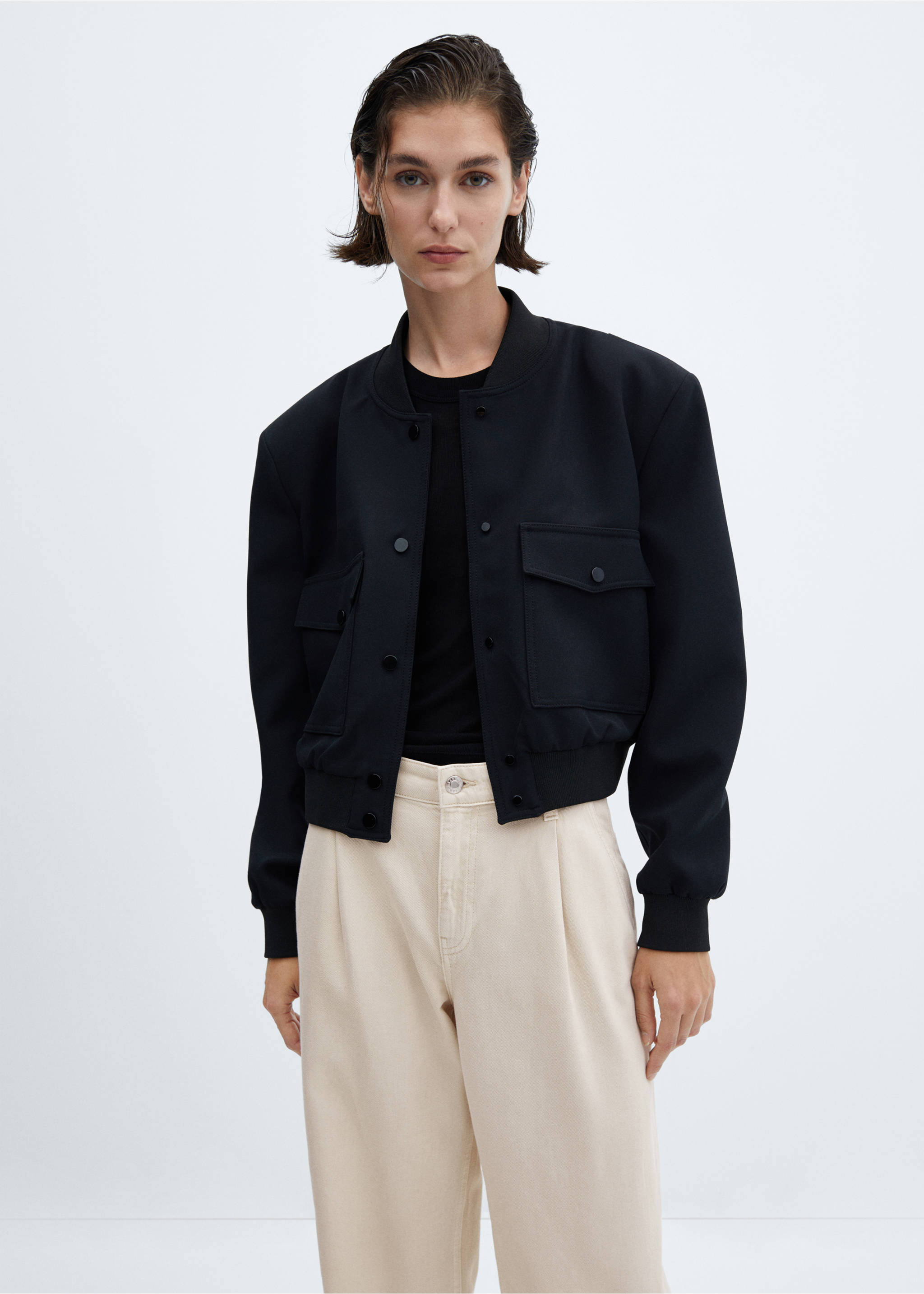 Straight pleated jeans - Details of the article 1, Ecru. Ref: 57022897-00.