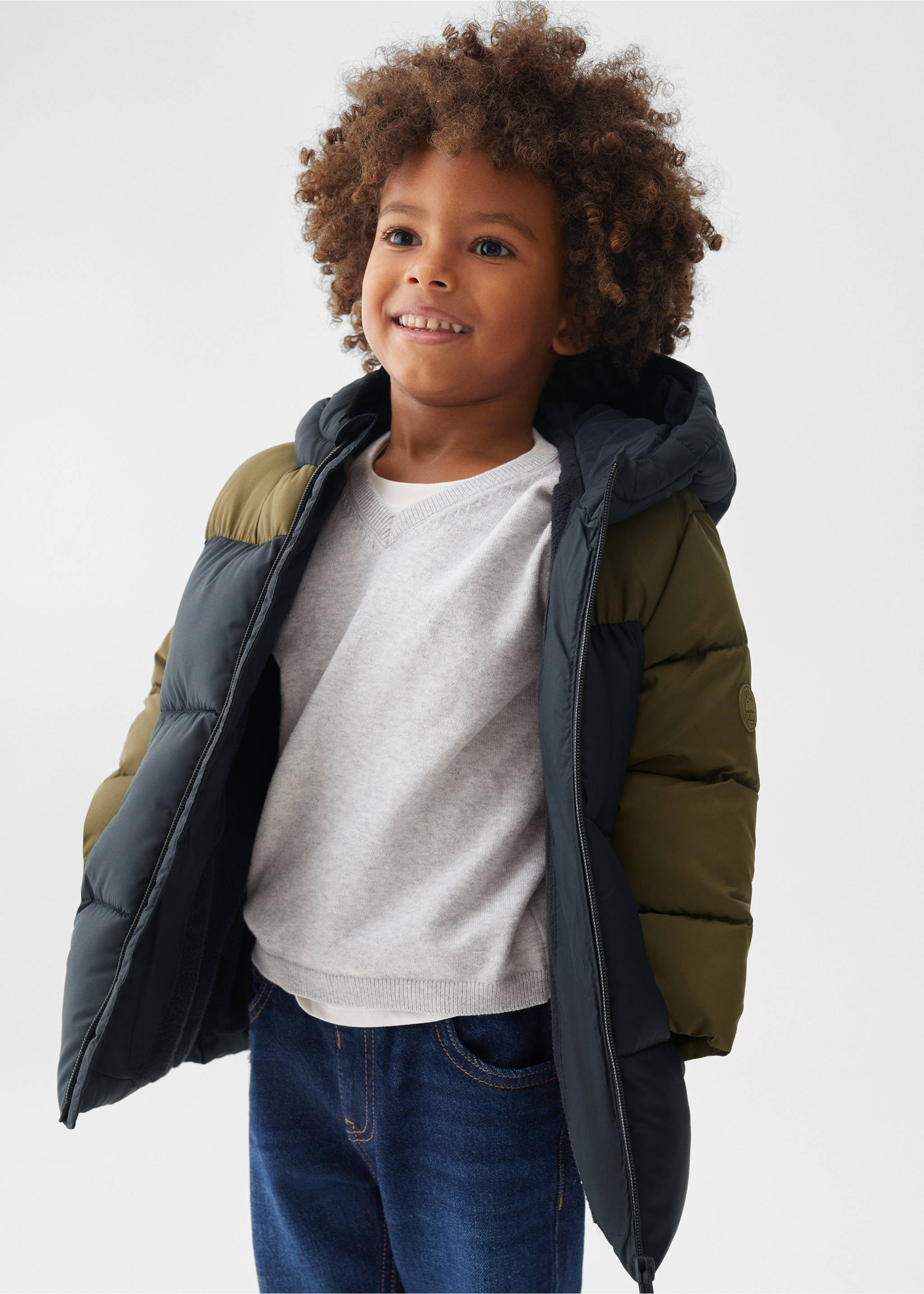 Wasserabweisende Steppjacke - Mittlere Ansicht, Schwarz. Ref: 57023657-00.