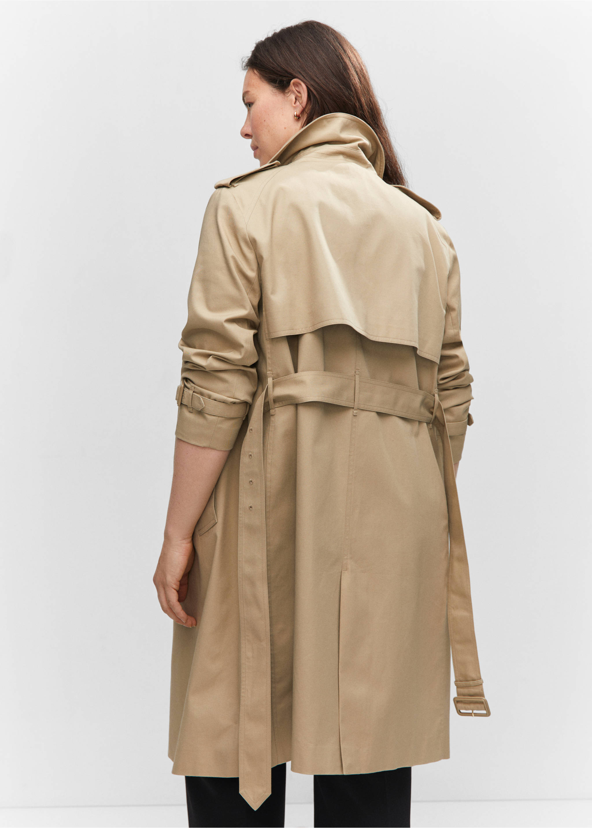Classic trench coat with belt - Details of the article 4, Medium Brown. Ref: 57023725-00.