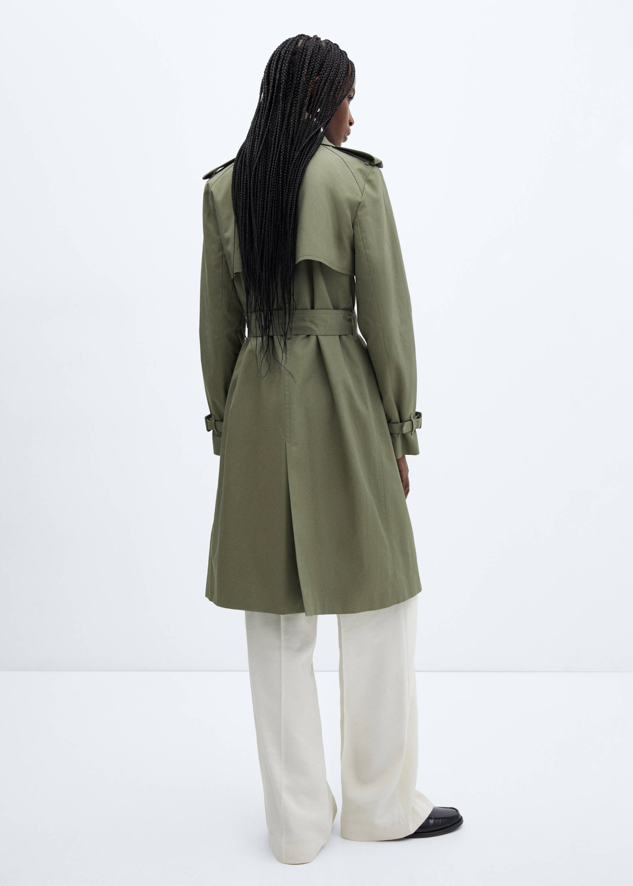 Classic trench coat with belt - Reverse of the article