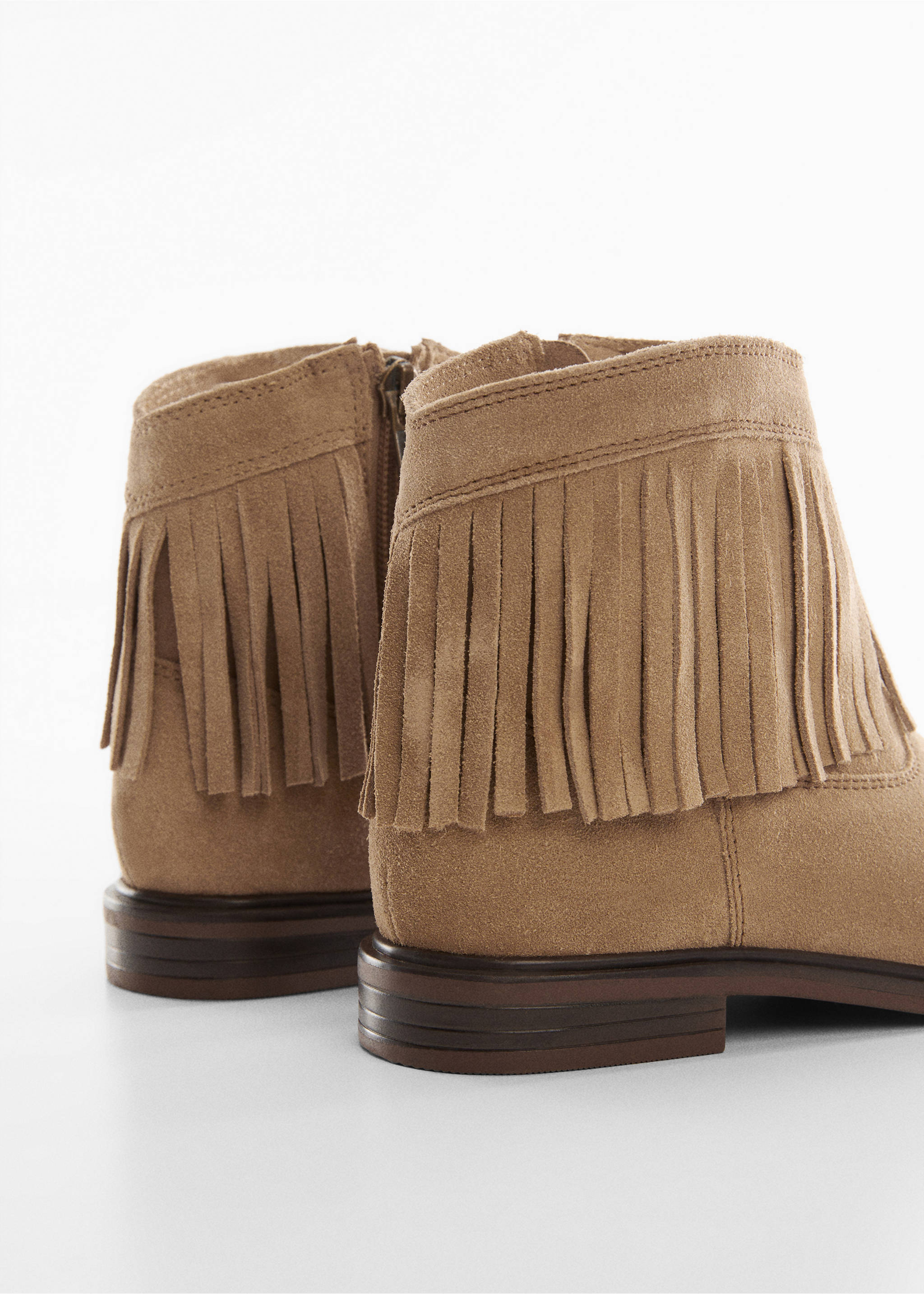 Fringed leather boots - Details of the article 1, Sand. Ref: 57023777-00.