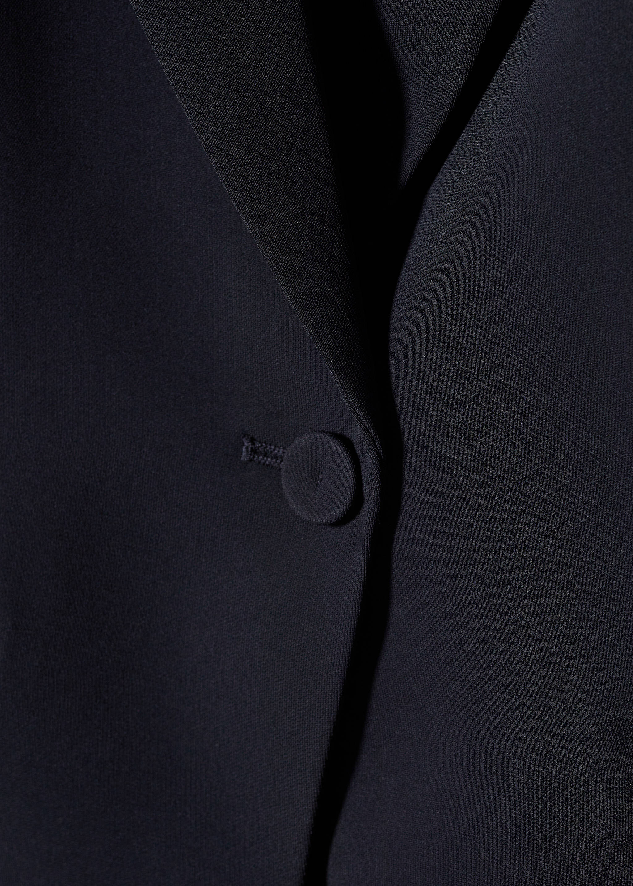 Suit jacket with buttons - Details of the article 8