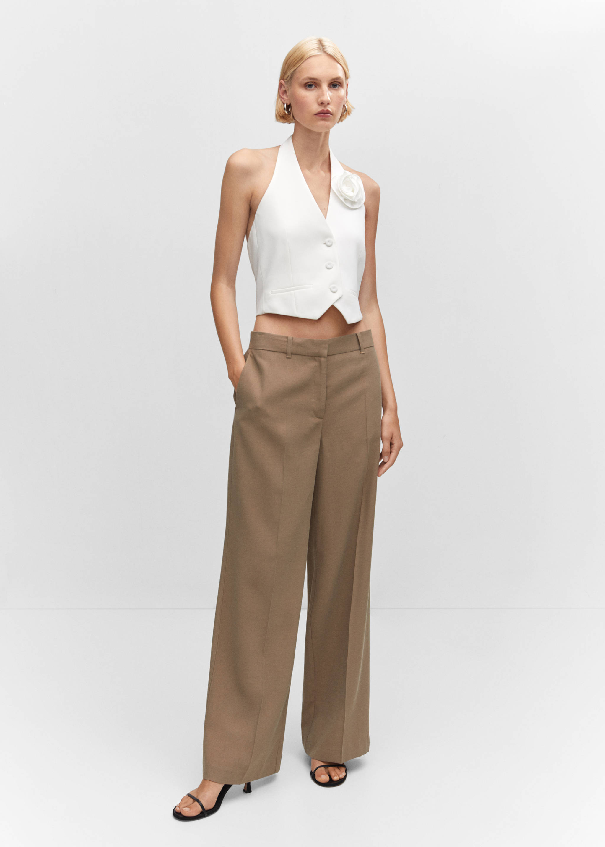 Low-waist wide leg trousers - General plane