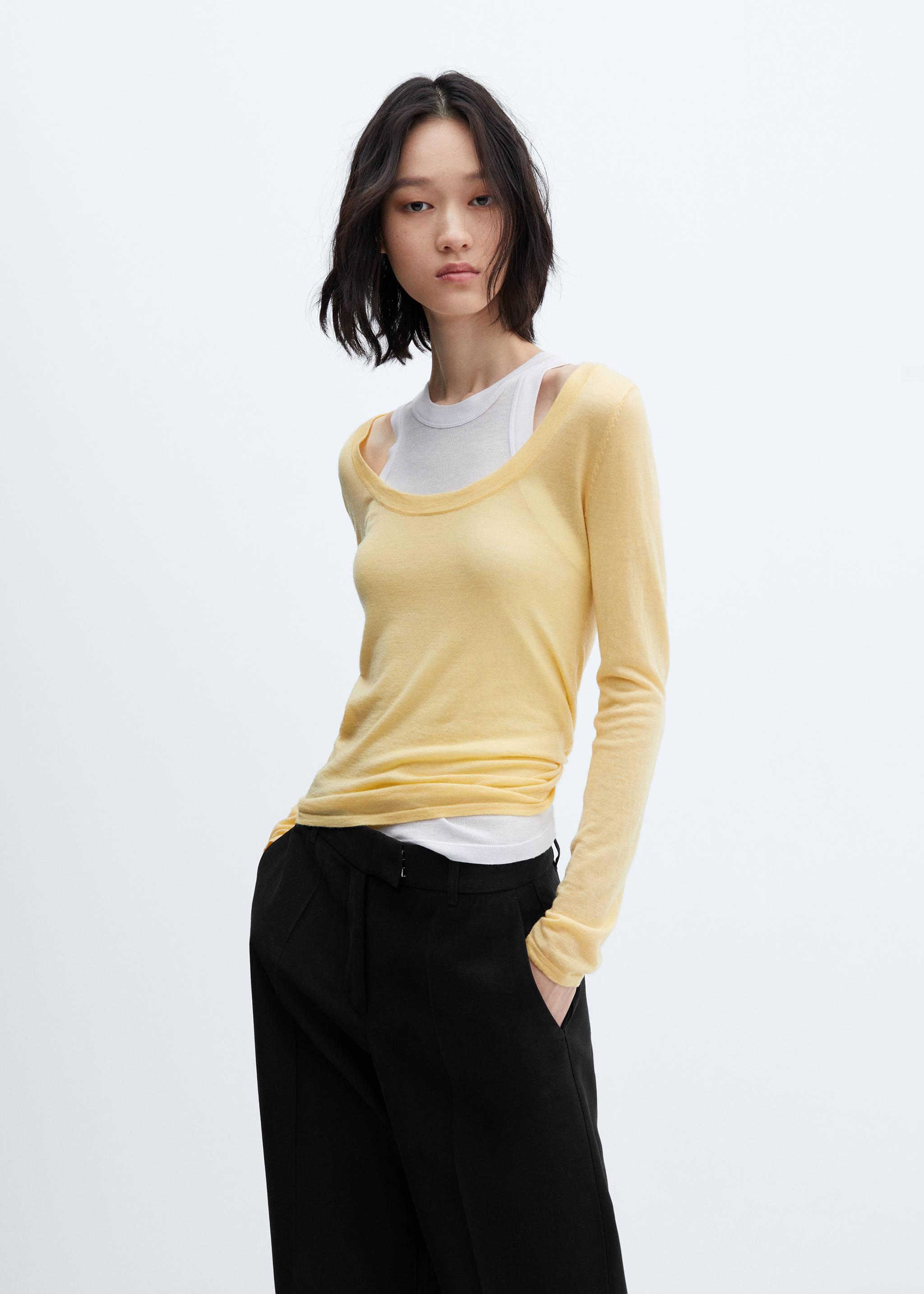 Low-waist wide leg trousers - Details of the article 1