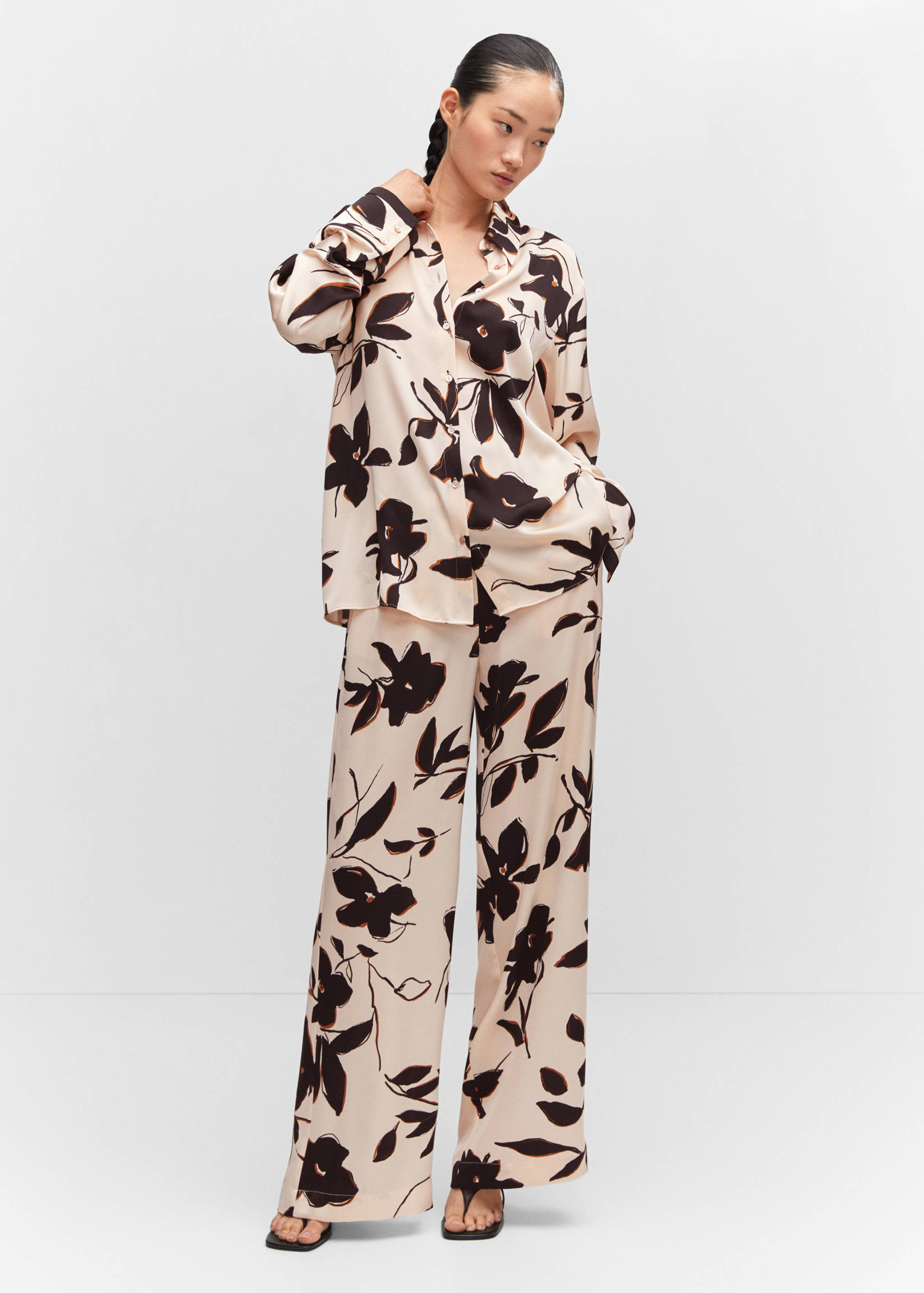 Wide leg printed pants - Details of the article 6