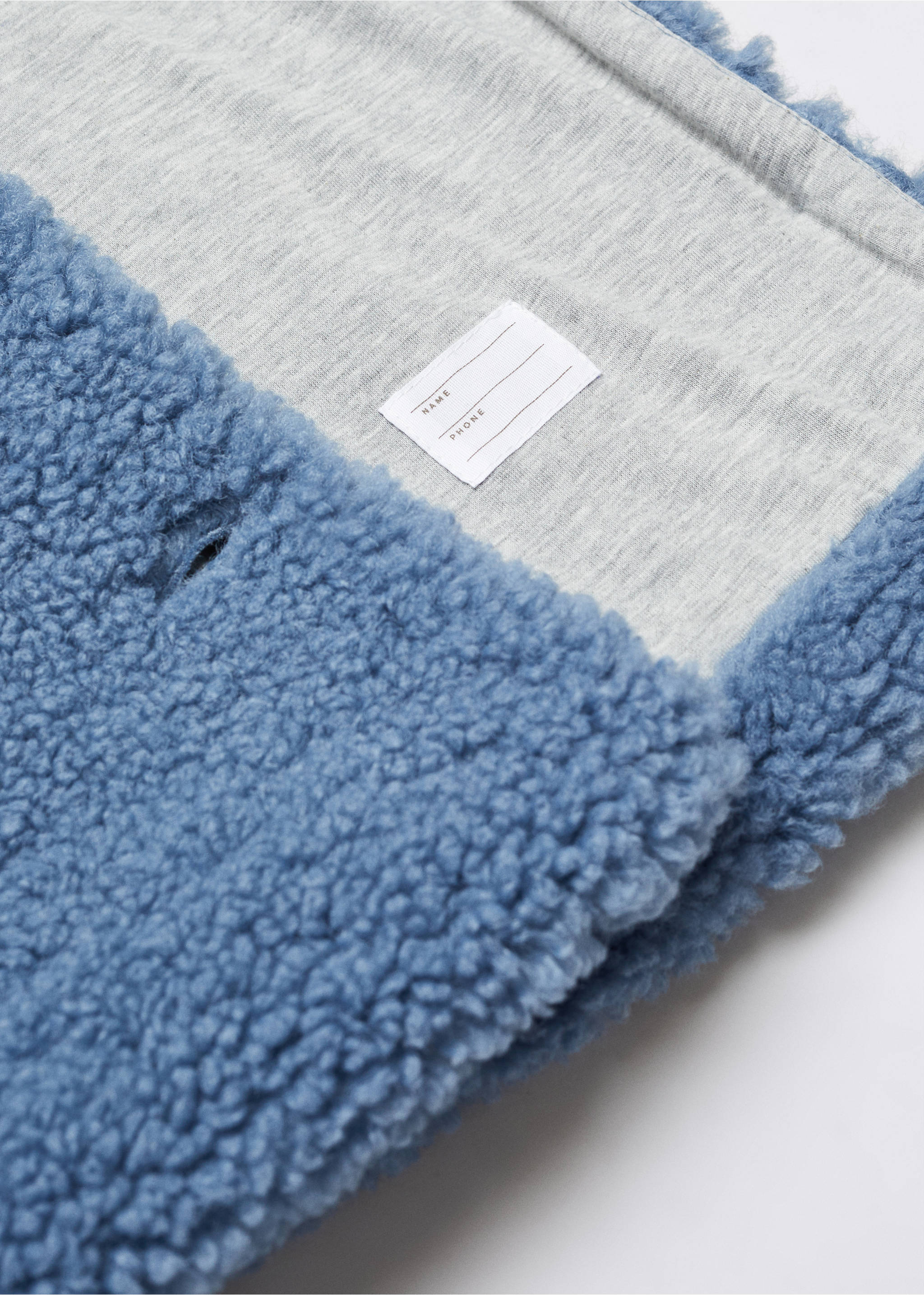 Mantel mit Shearlingbesatz - Detail des Artikels 8, Blau. Ref: 57024012-00.