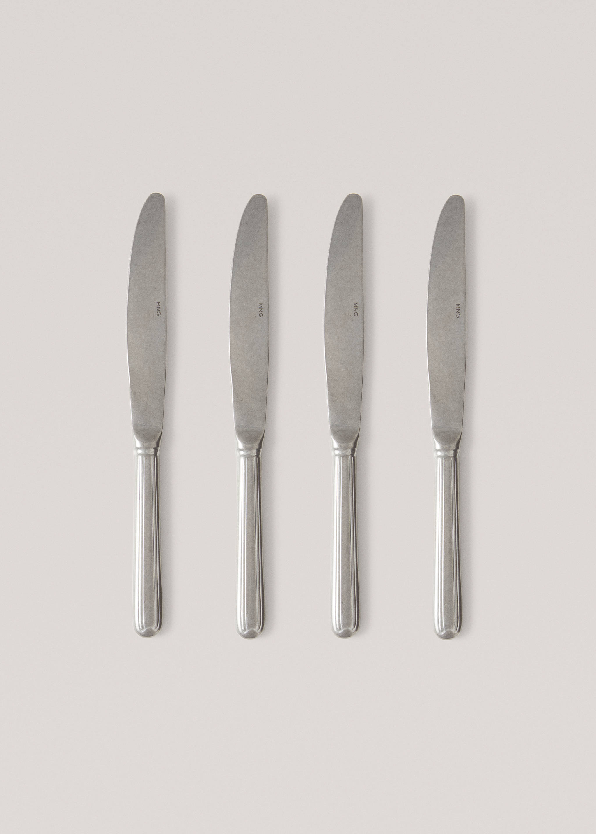 Pack of 4 old silver knives - Article without model