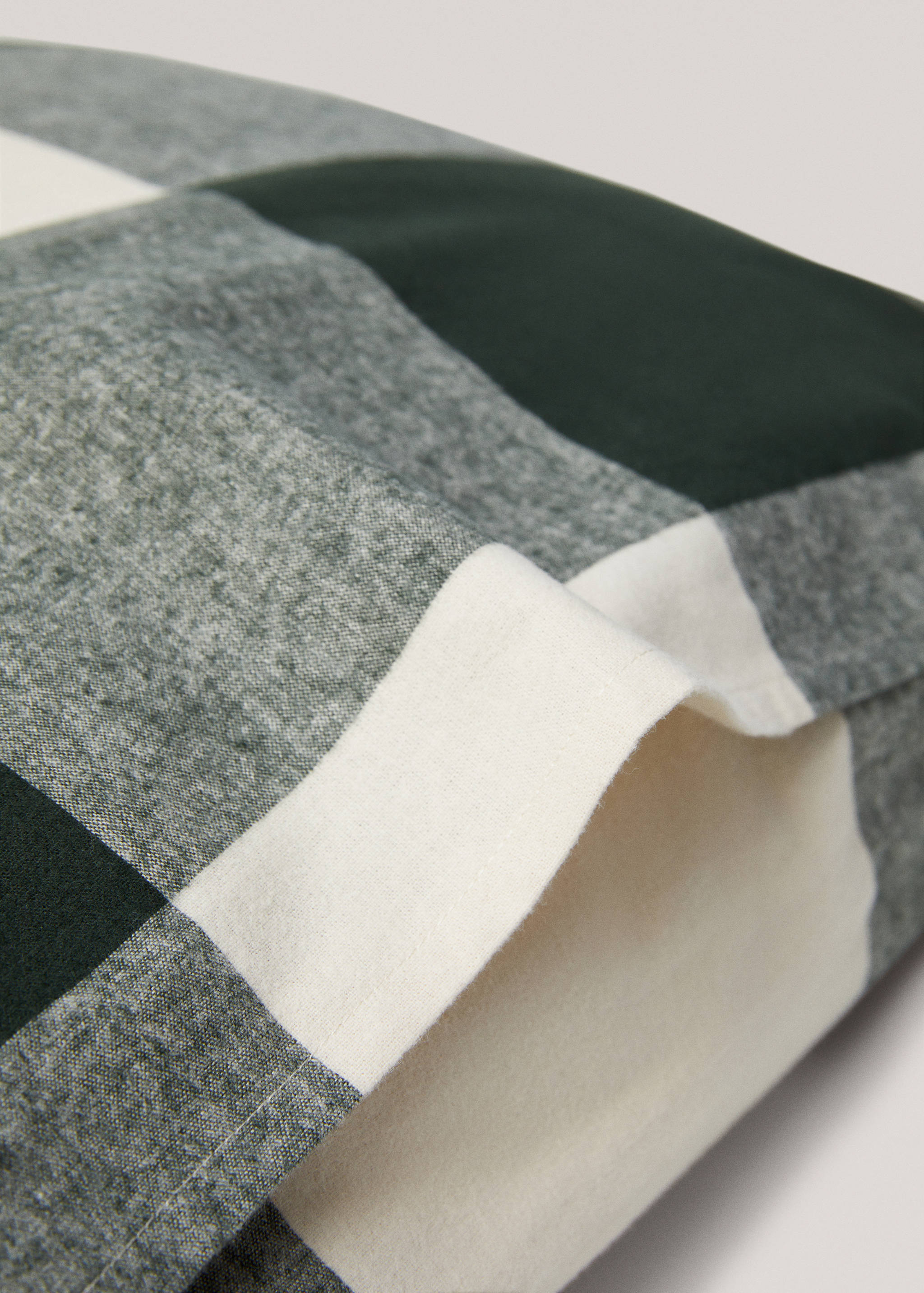 Taie d’oreiller flanelle carreaux 60x60 cm (Lot de 2) - Détail de l'article 1