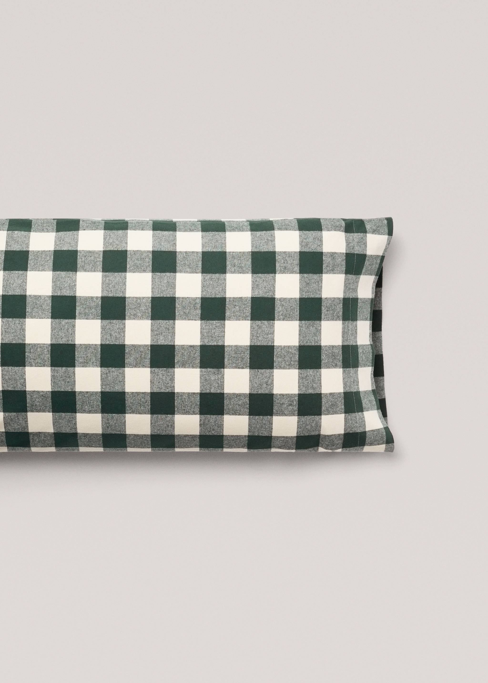 Tvåfärgat rutigt örngott flanell 45x110cm - Artikel utan modell