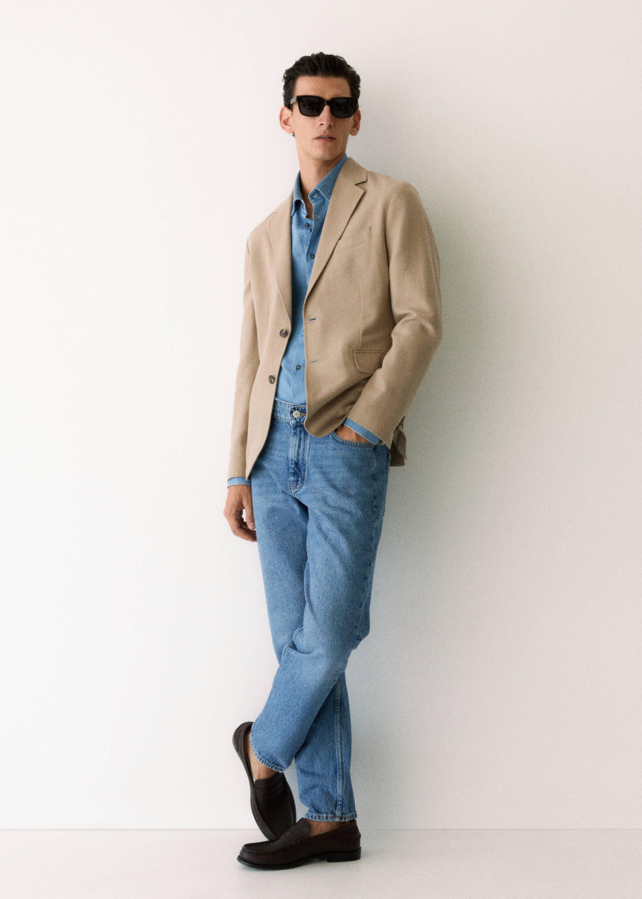 Bob straight-fit jeans - Details of the article 5, Medium Blue. Ref: 57024393-00.