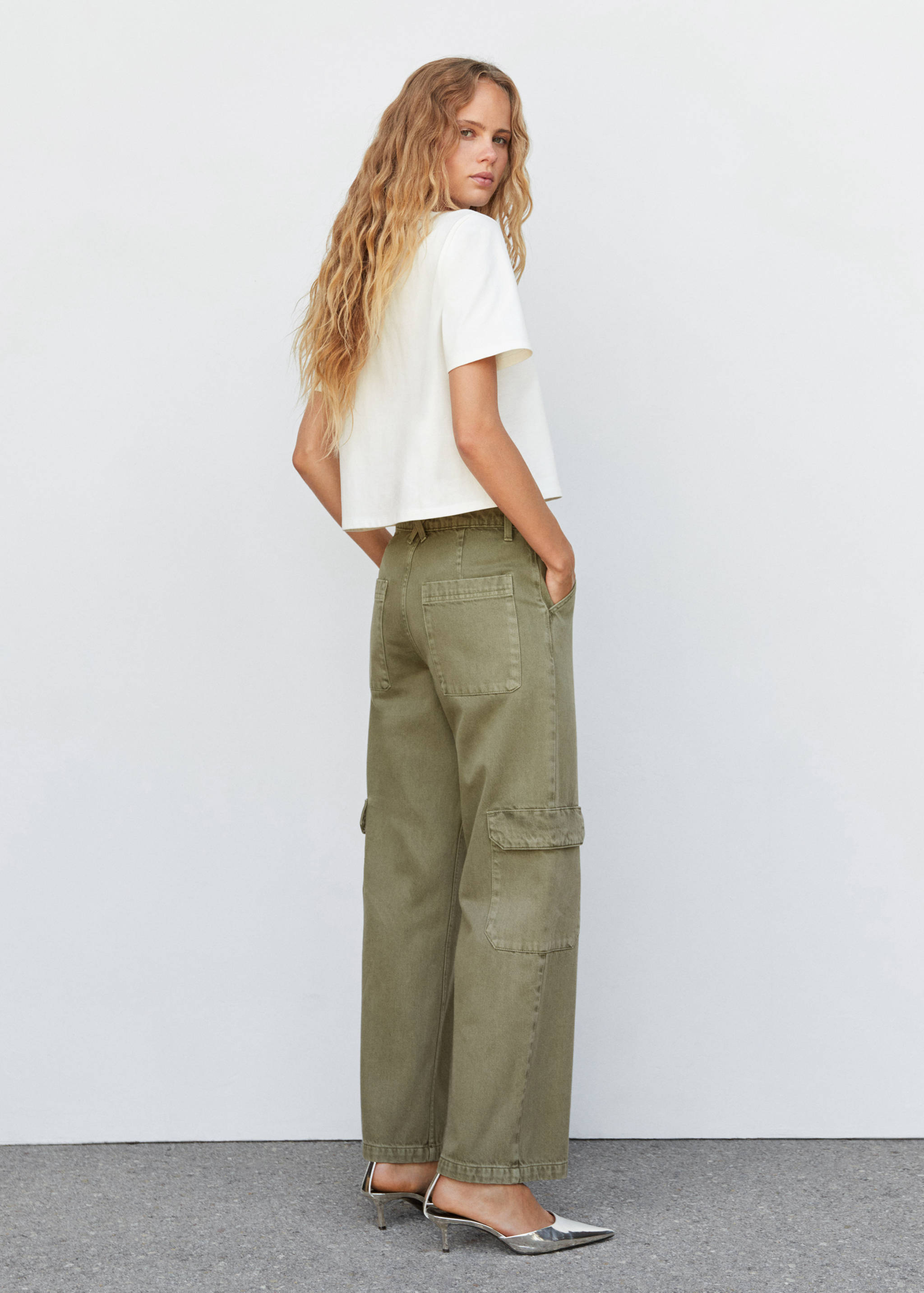 Wideleg-Cargojeans - Rückseite des Artikels