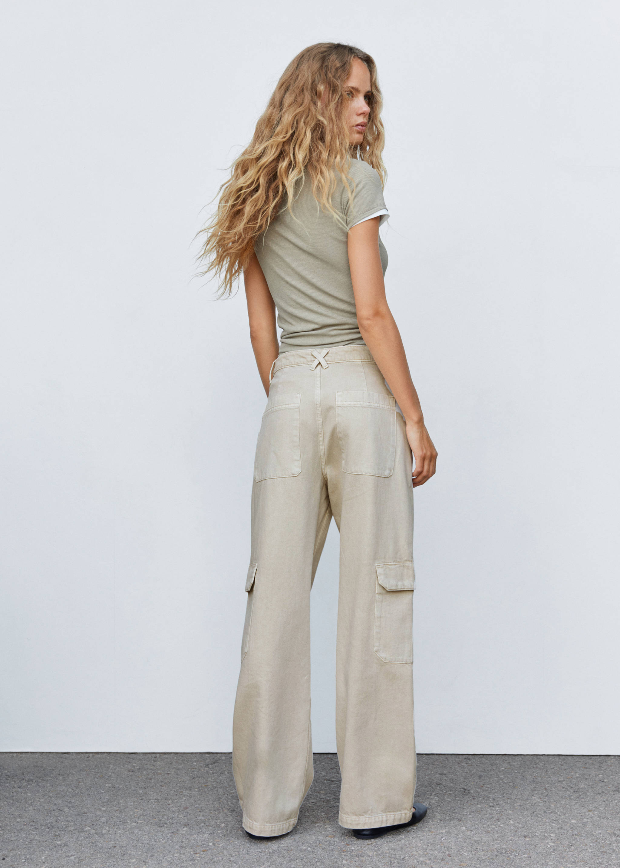 Wideleg-Cargojeans - Rückseite des Artikels