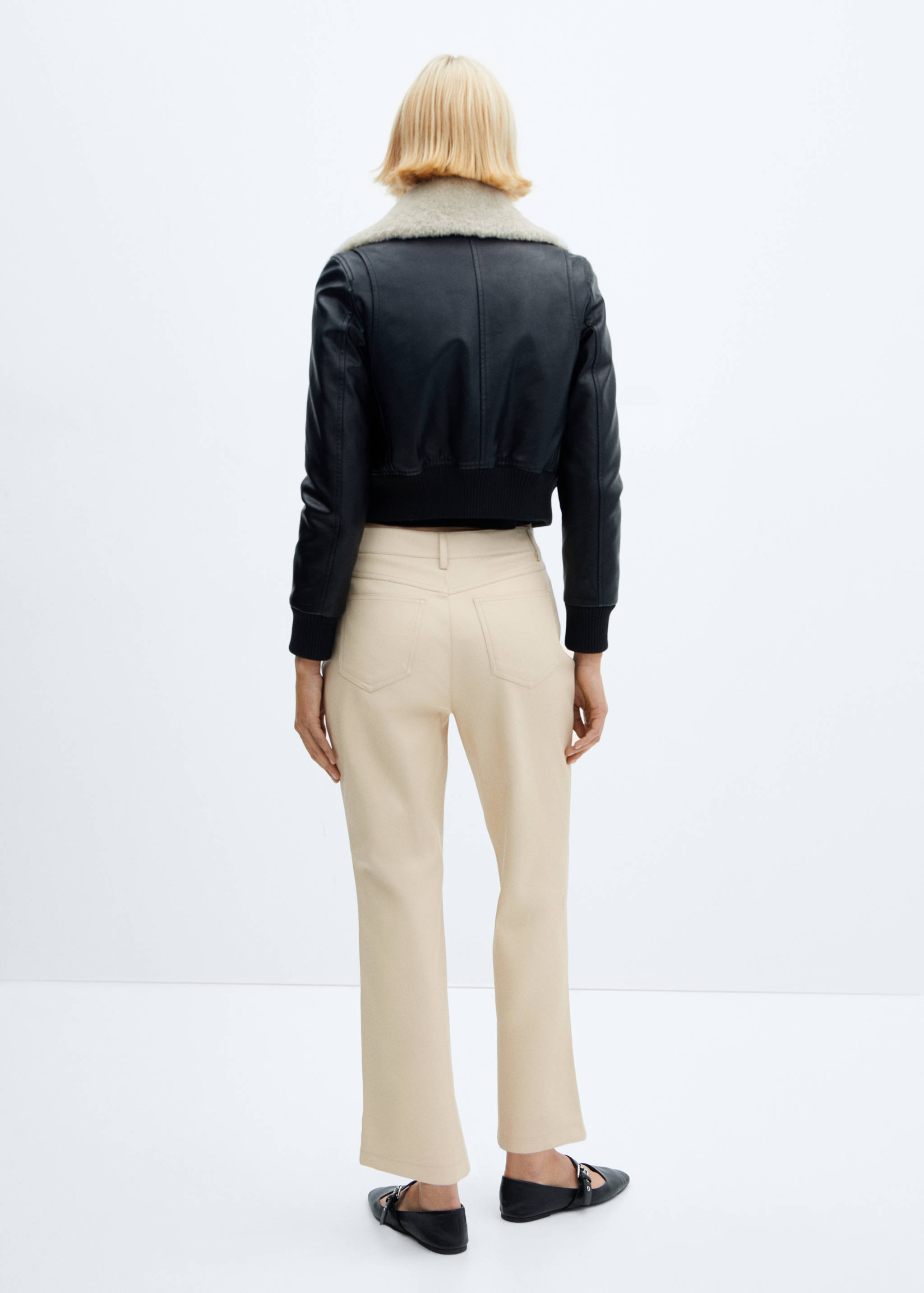 Pantalon droit cuir synthétique - Verso de l’article