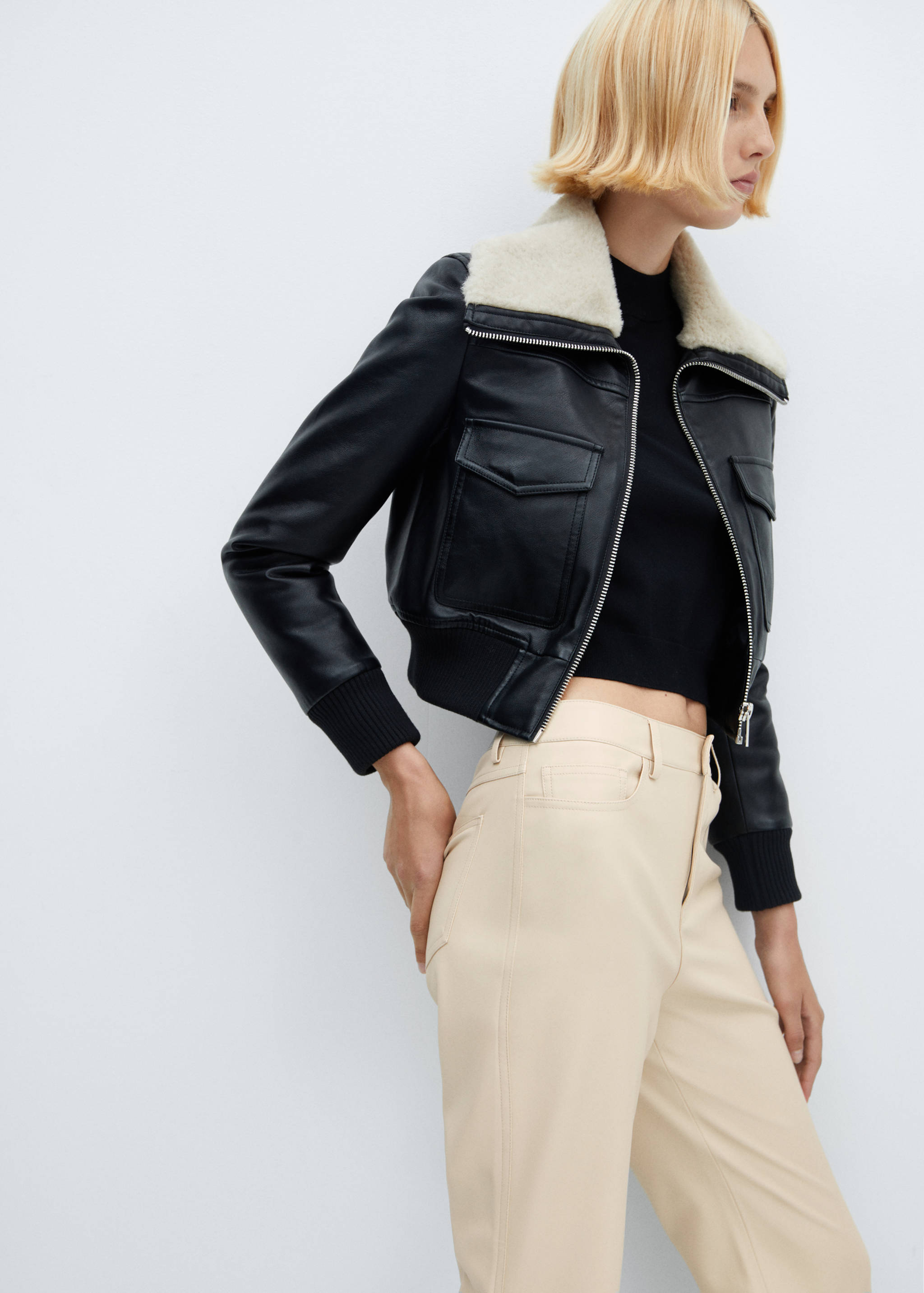 Pantalon droit cuir synthétique - Détail de l'article 2