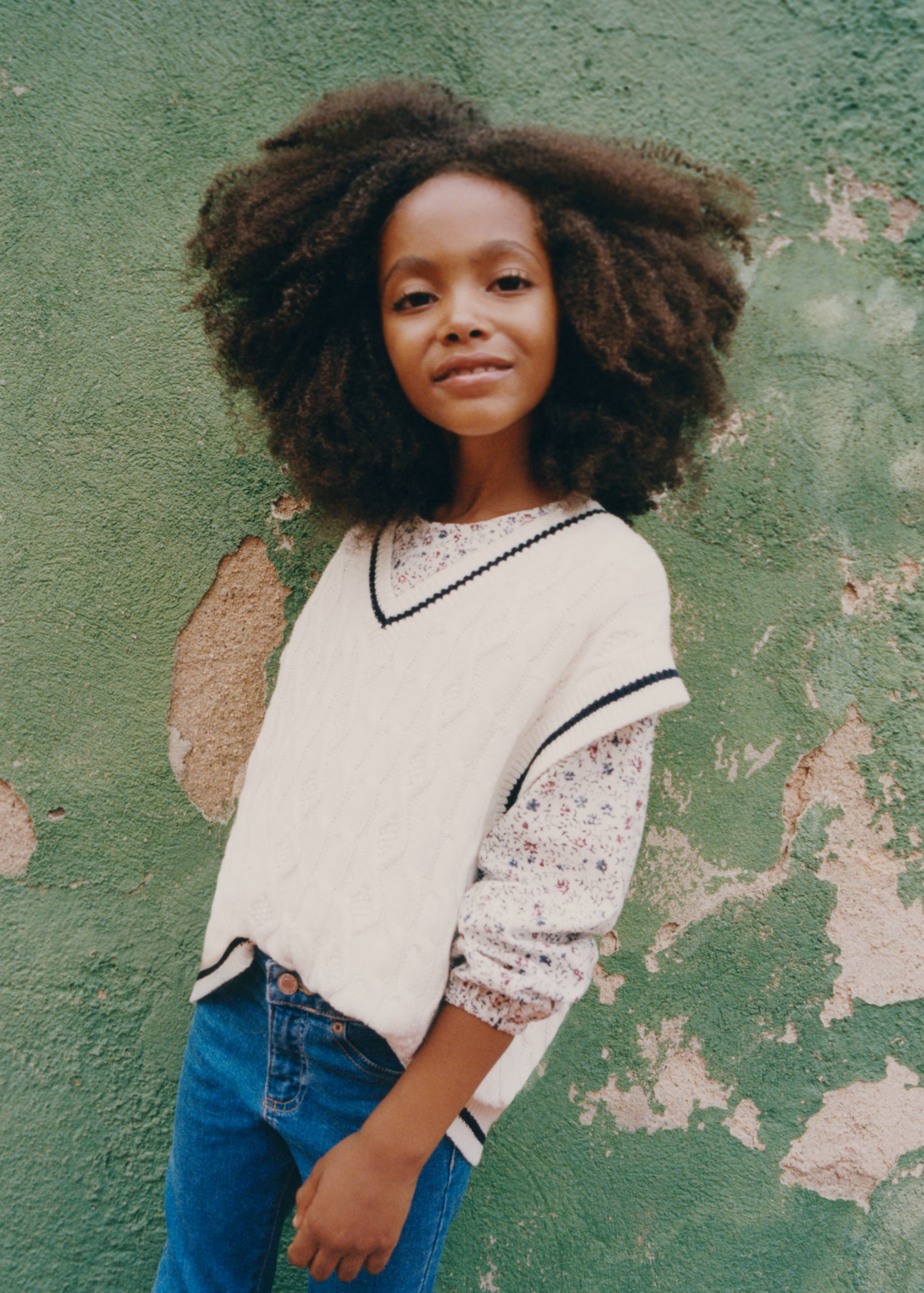 Knitted cotton gilet - Details of the article 5