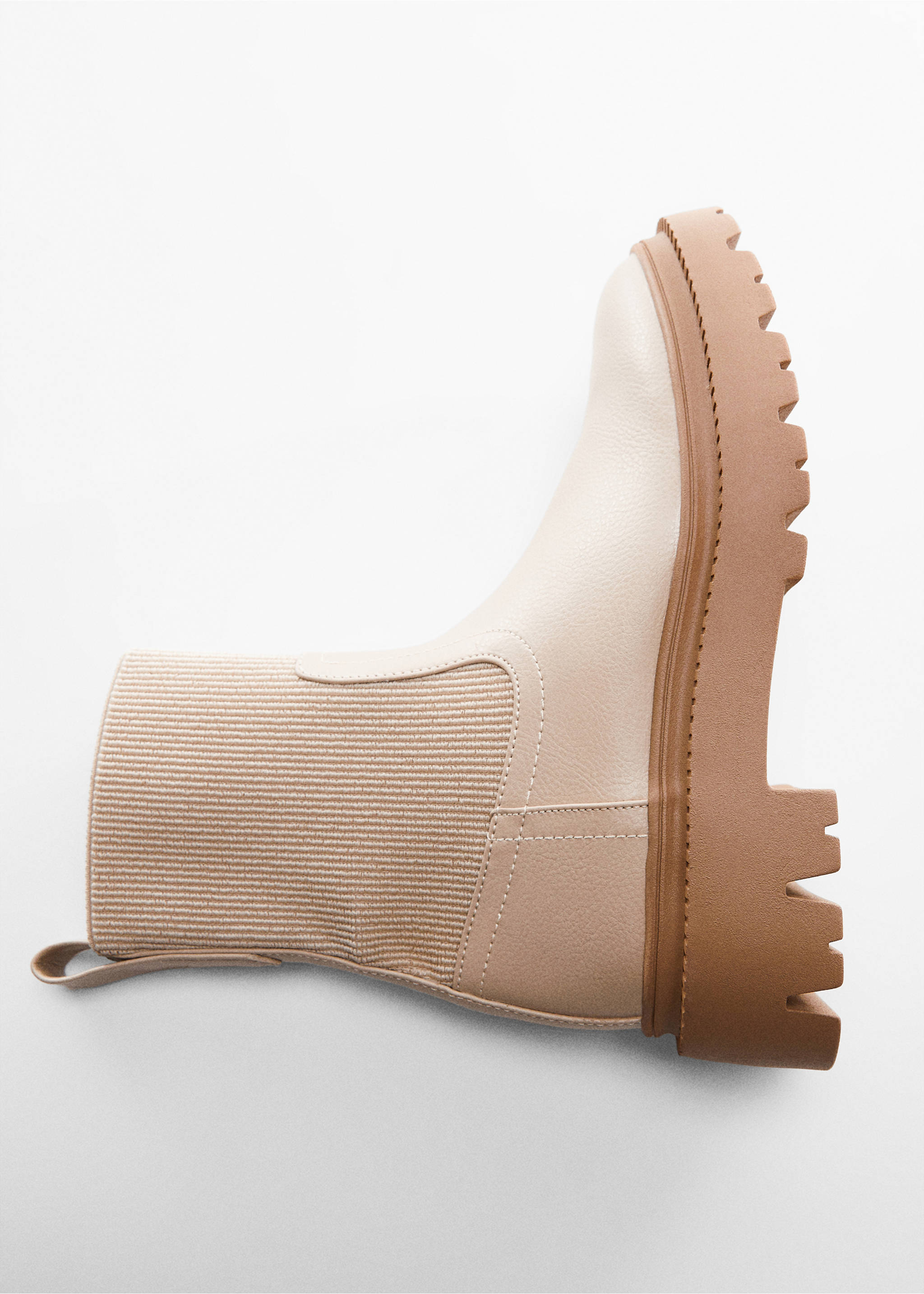 Platform track-sole ankle boots - Details of the article 5, Ecru. Ref: 57024429-00.