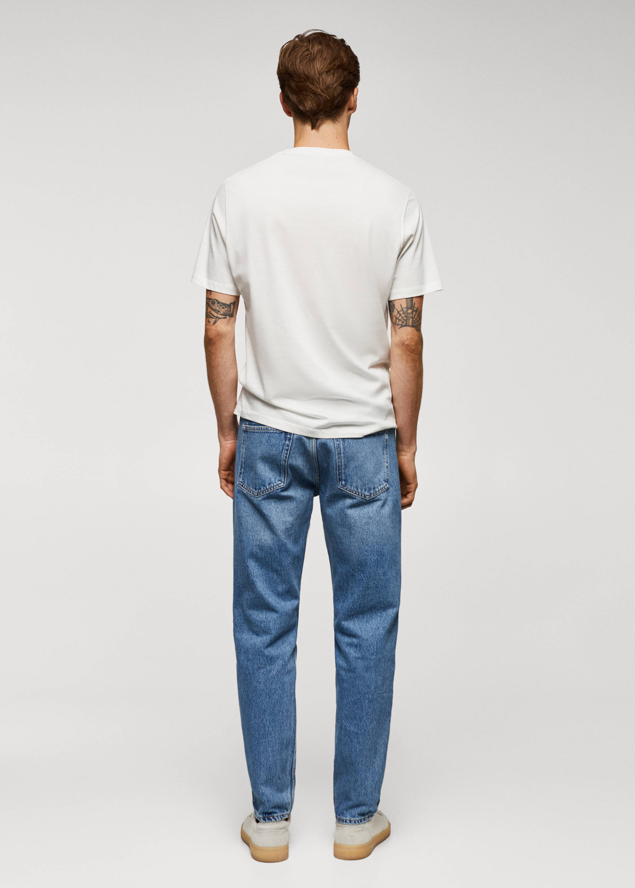 100% cotton printed t-shirt - Reverse of the article