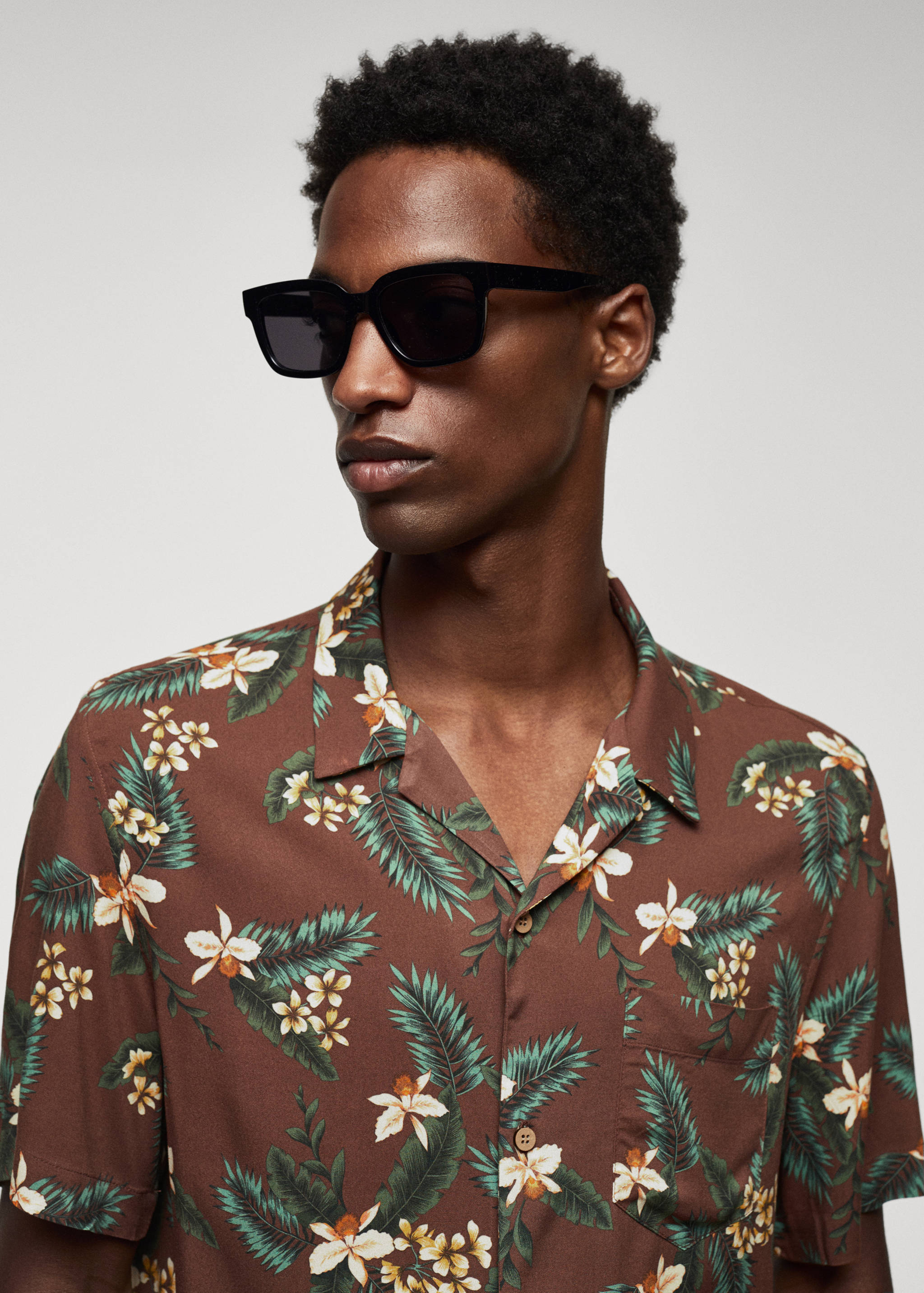 Regular-fit Hawaiian-print shirt - Details of the article 1